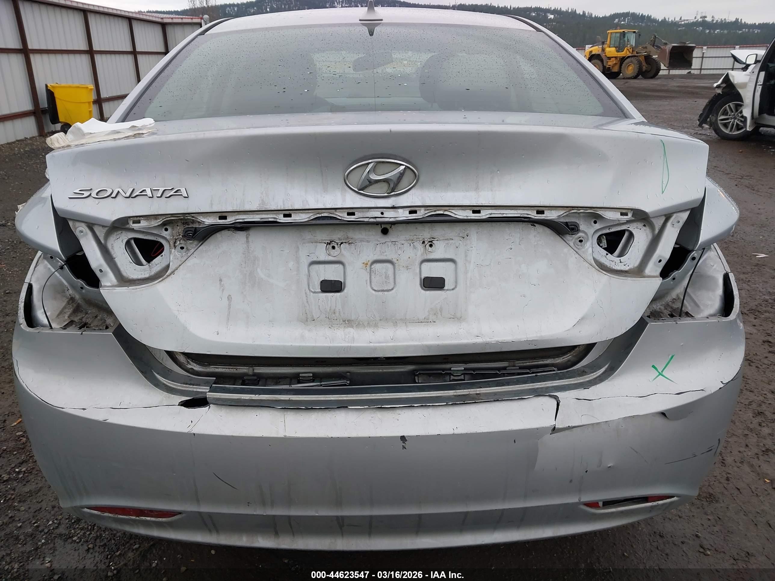 HYUNDAI SONATA image 6