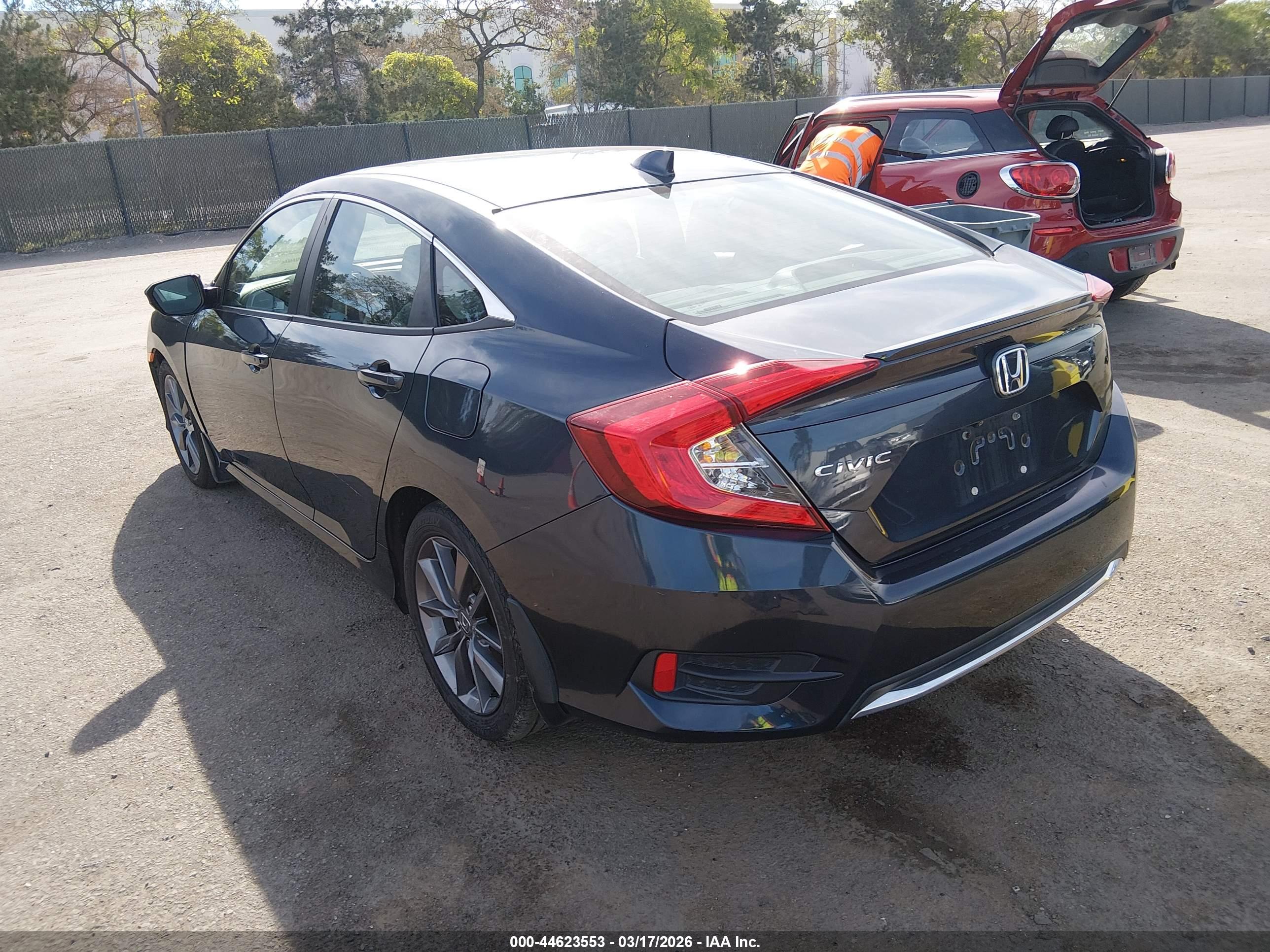 HONDA CIVIC image 3