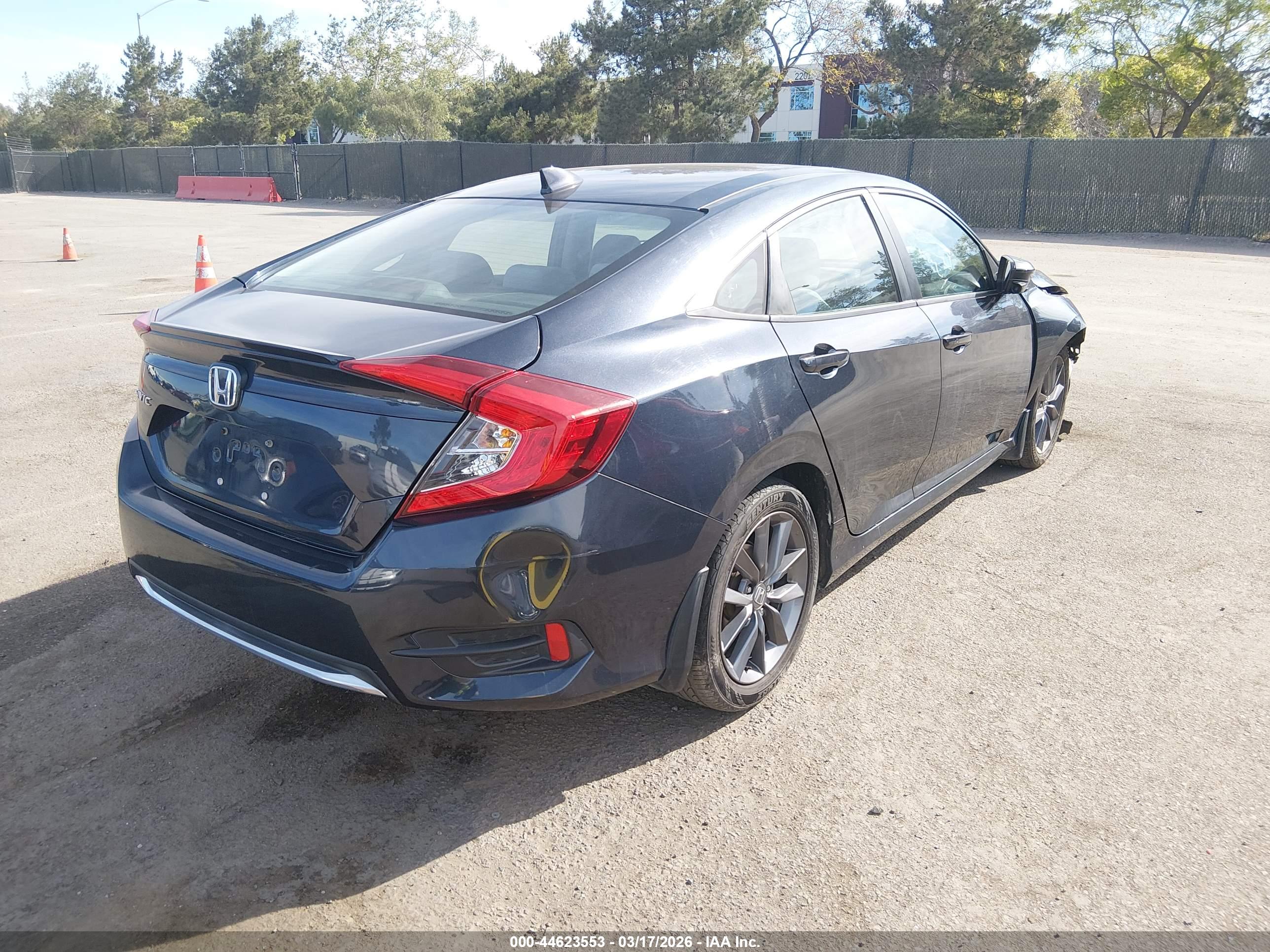 HONDA CIVIC image 4
