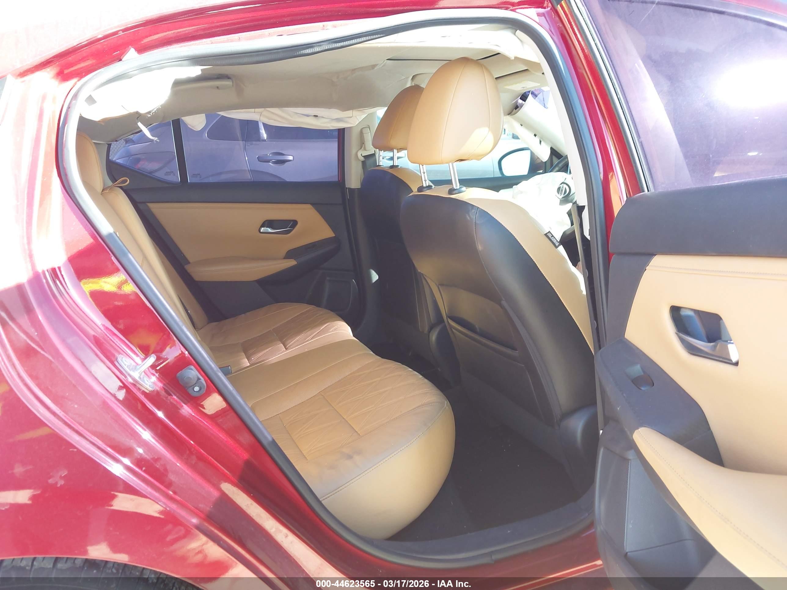 NISSAN SENTRA image 8
