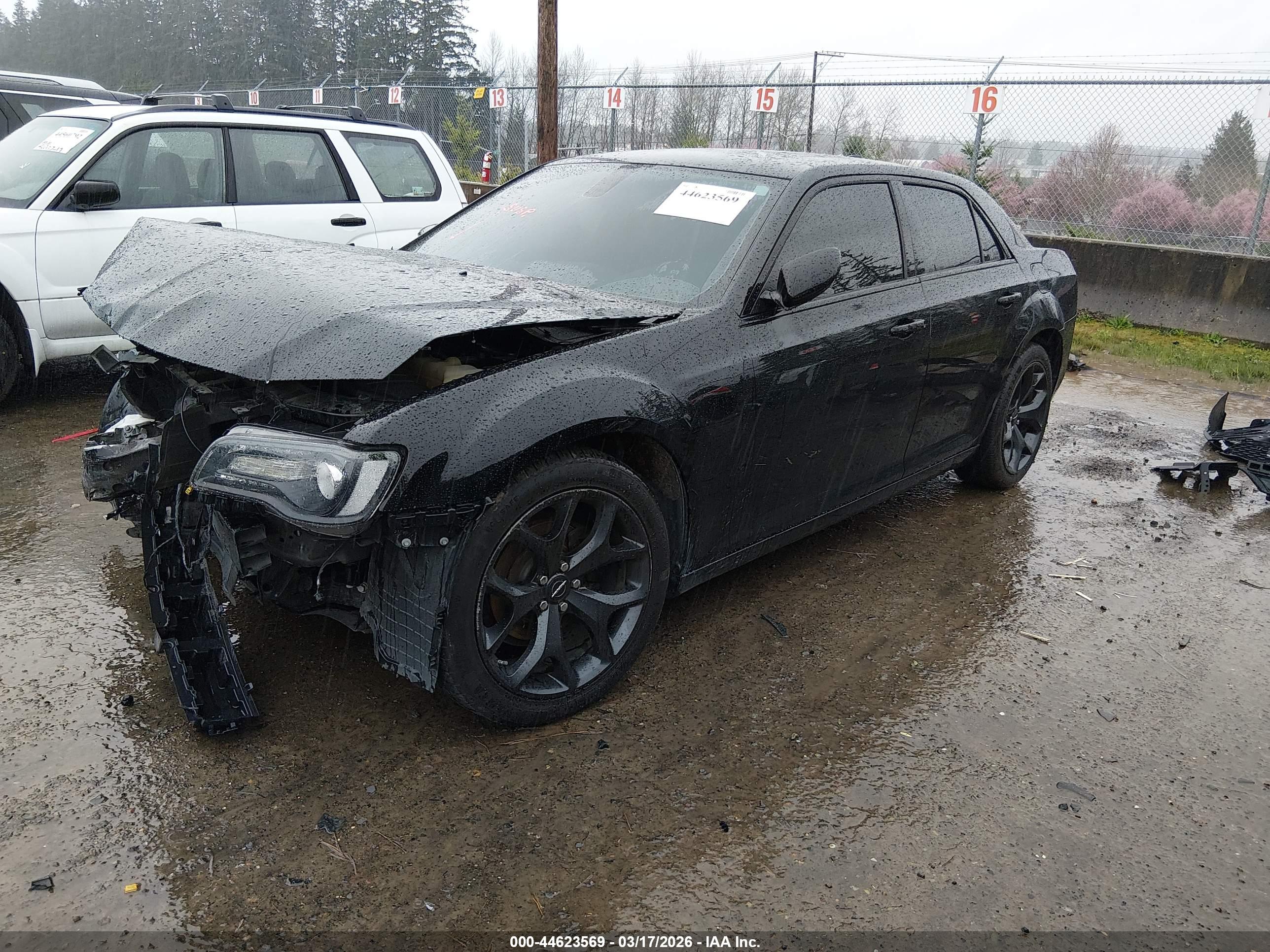 CHRYSLER 300 image 2