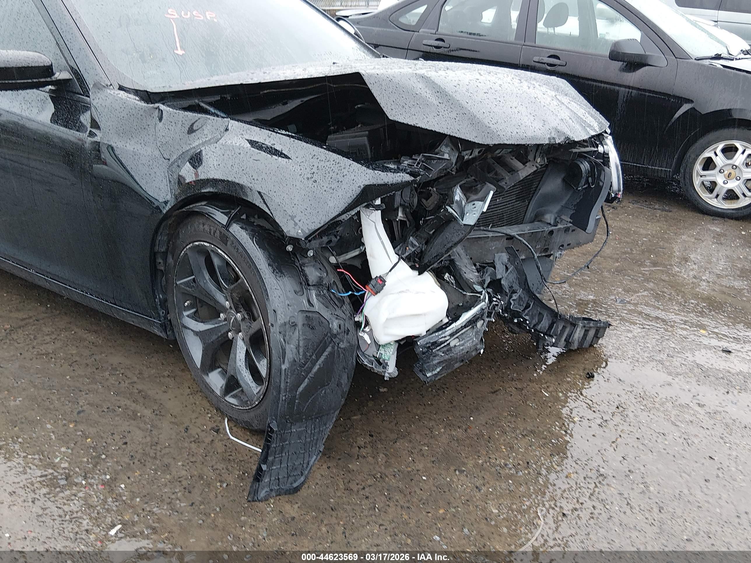 CHRYSLER 300 image 6