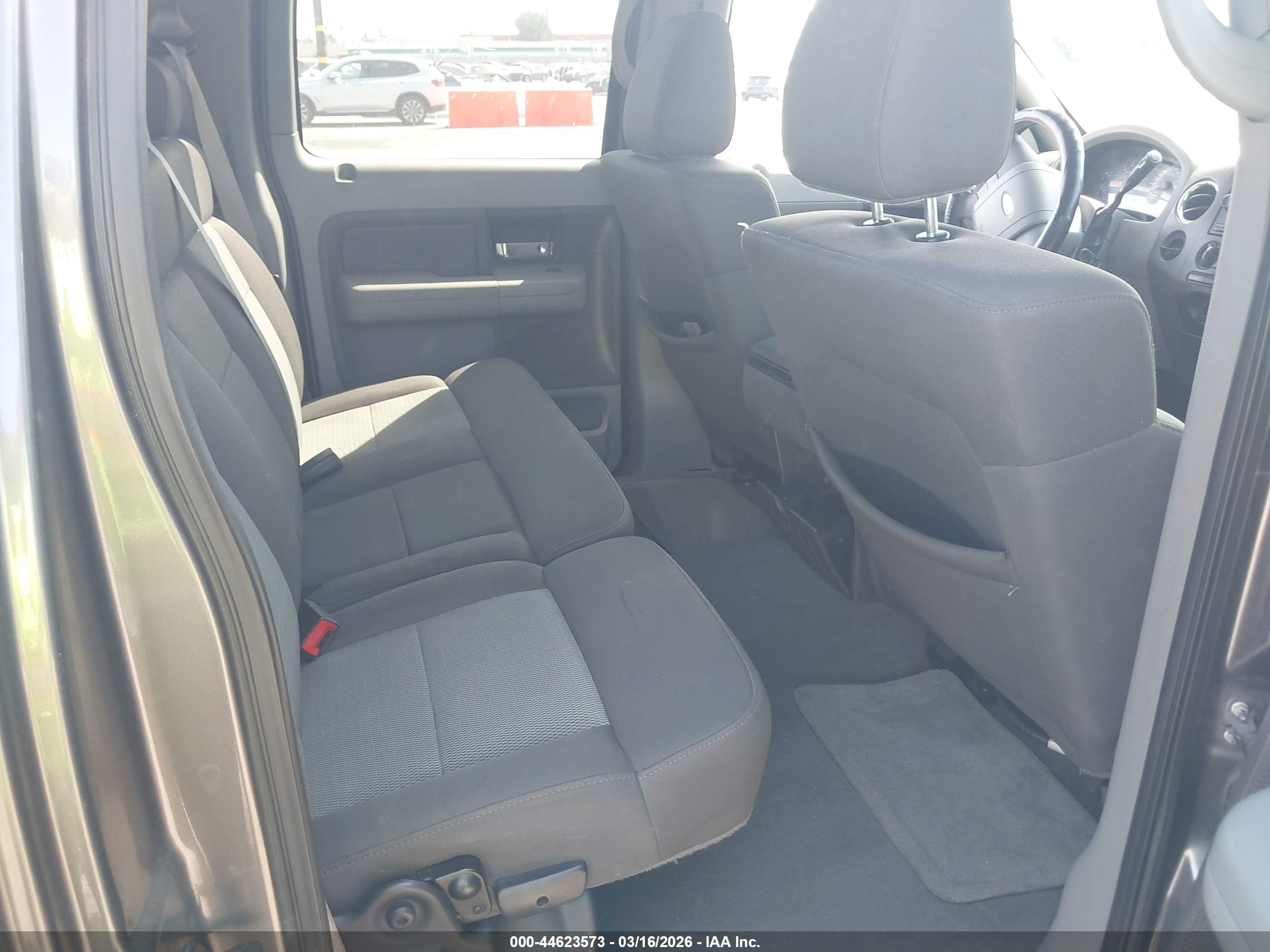 FORD F-150 image 8
