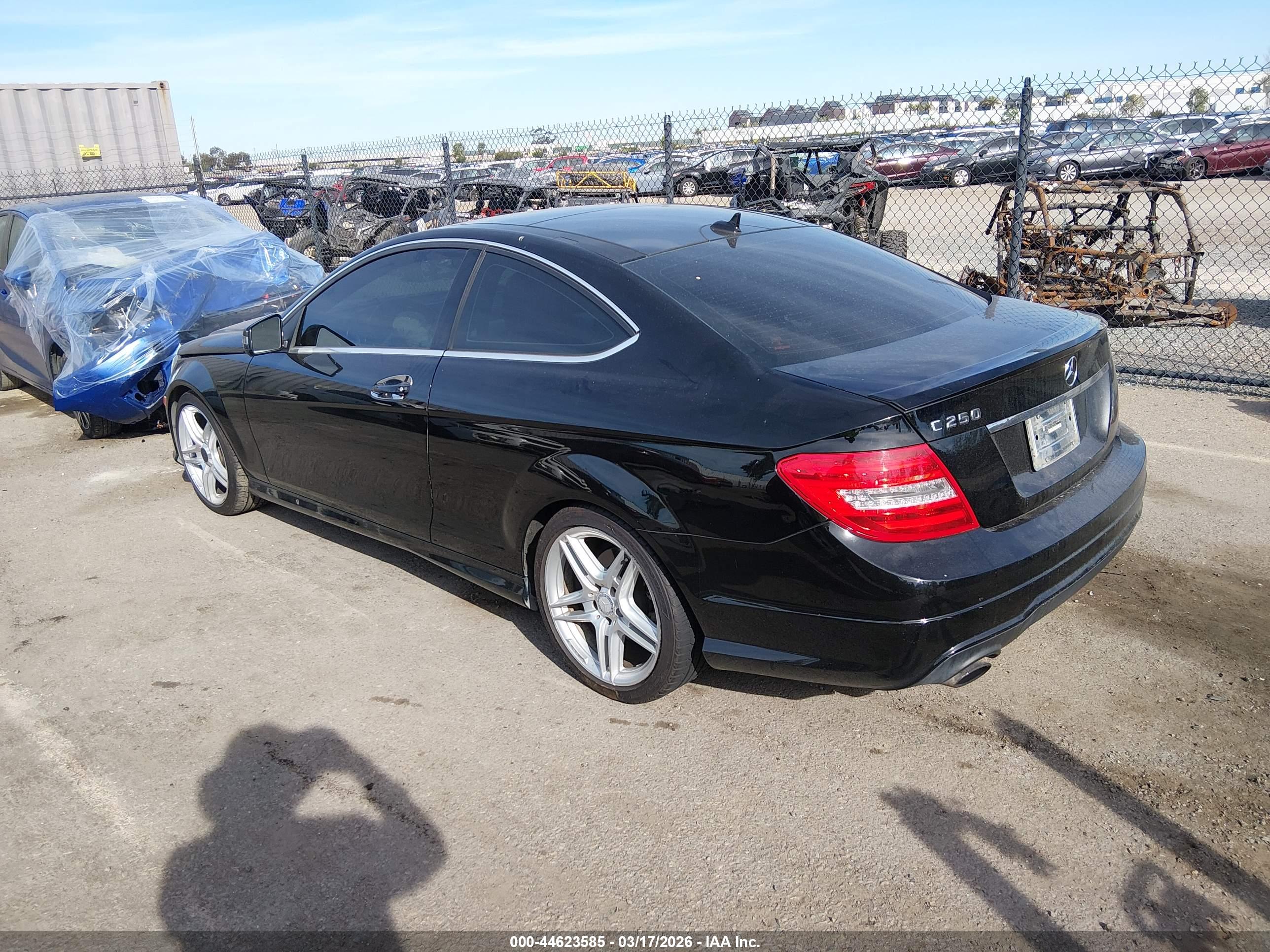 MERCEDES-BENZ C image 3