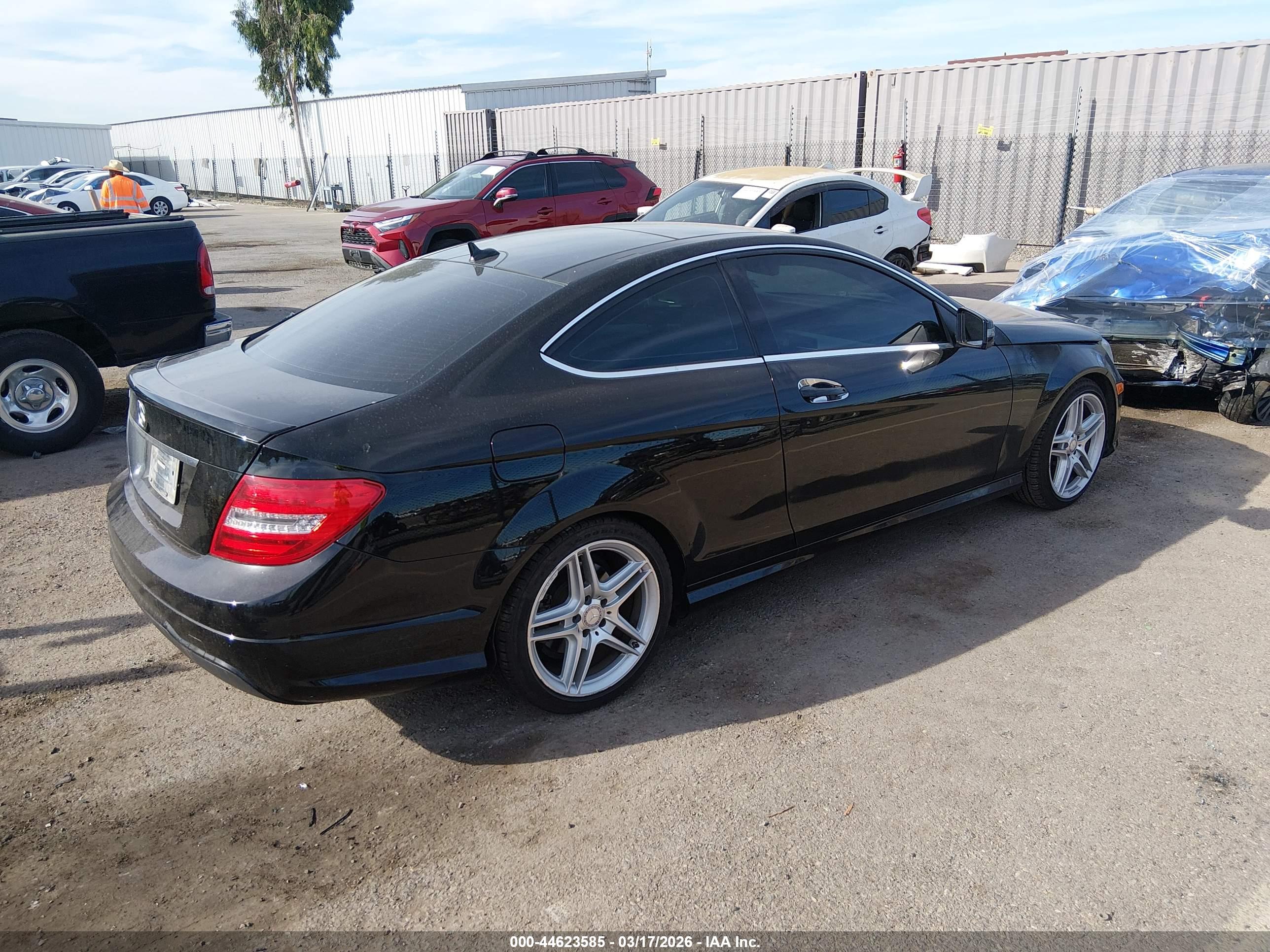 MERCEDES-BENZ C image 4