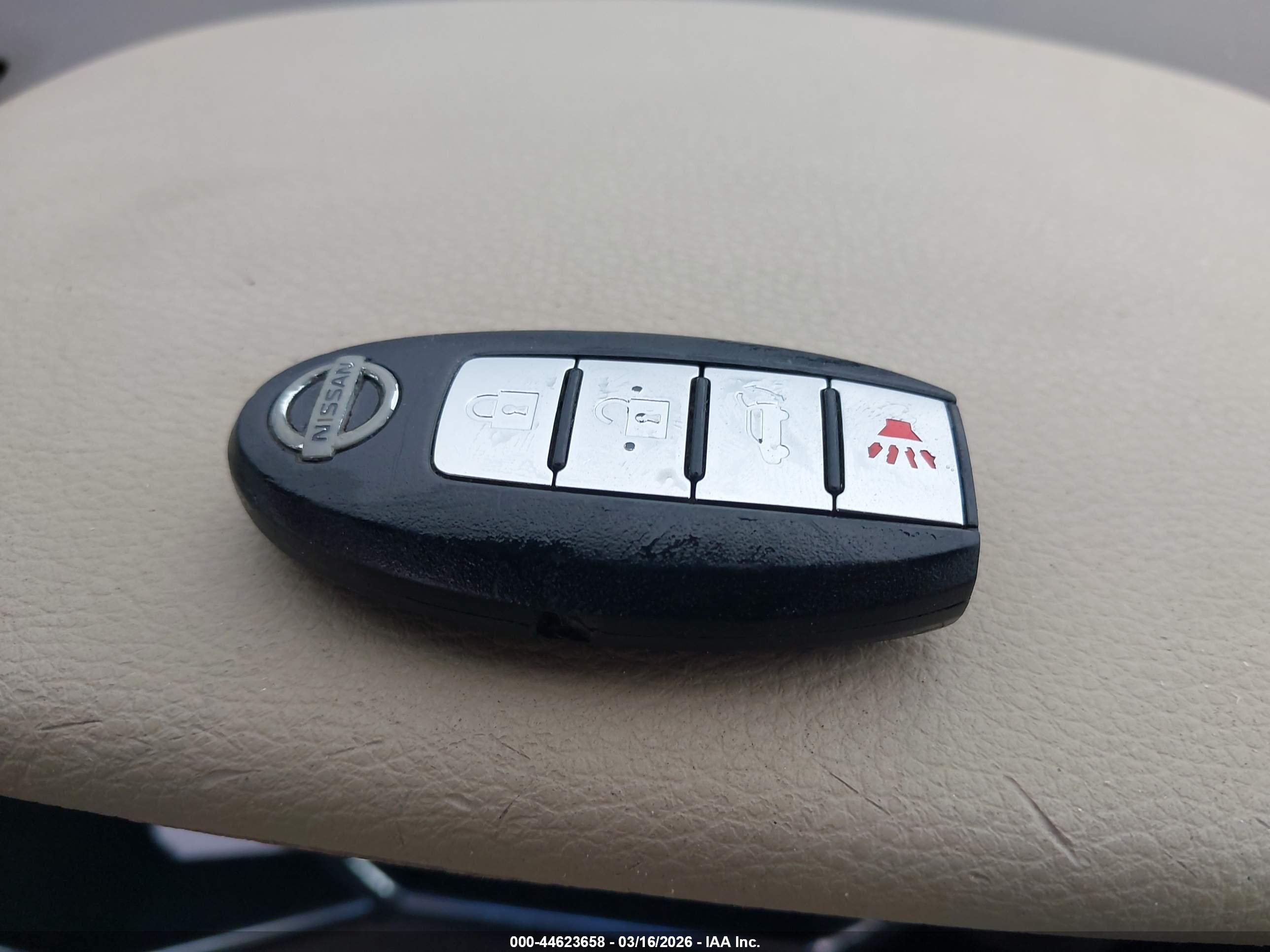 NISSAN MURANO image 11
