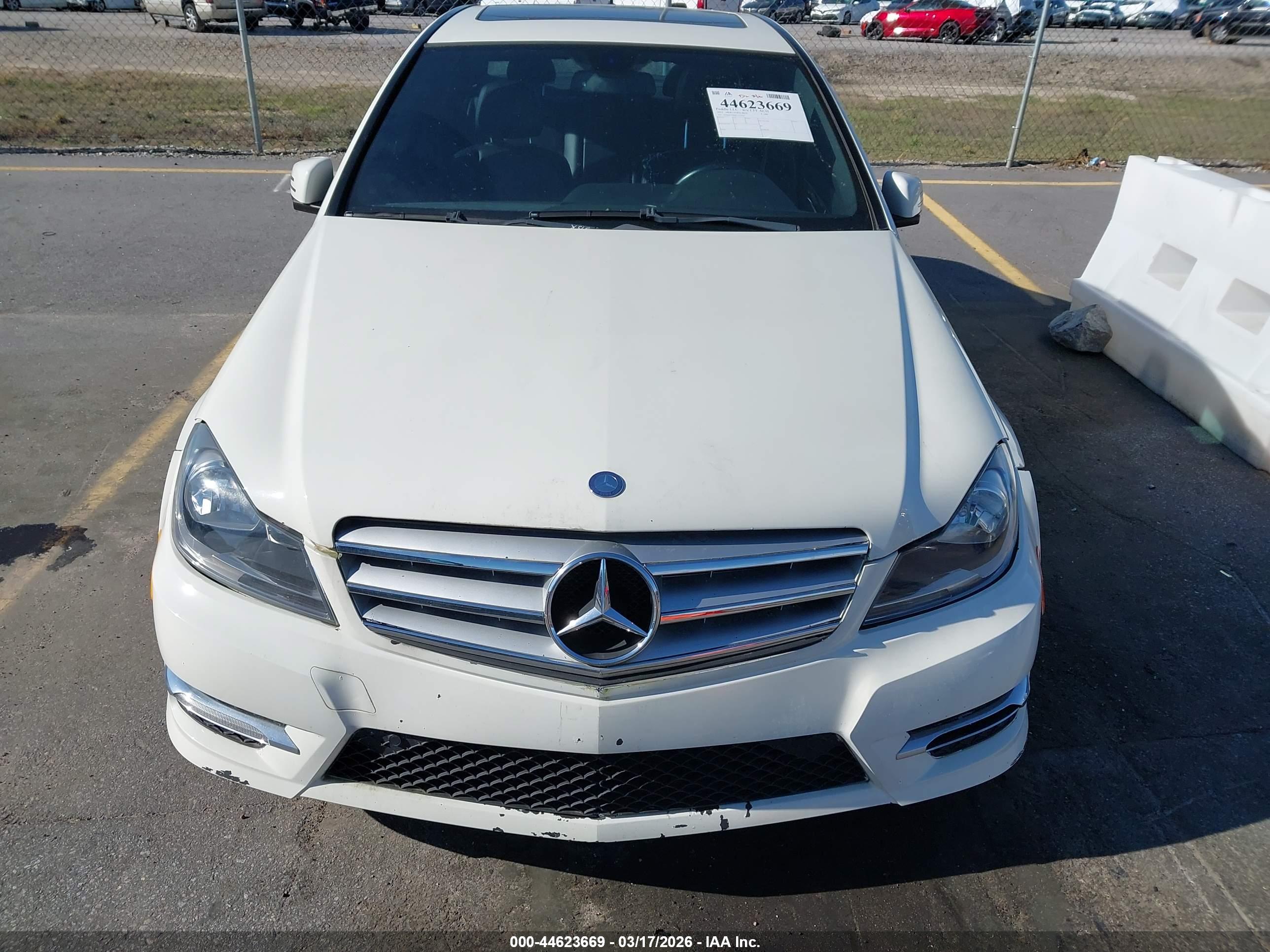 MERCEDES-BENZ C image 6