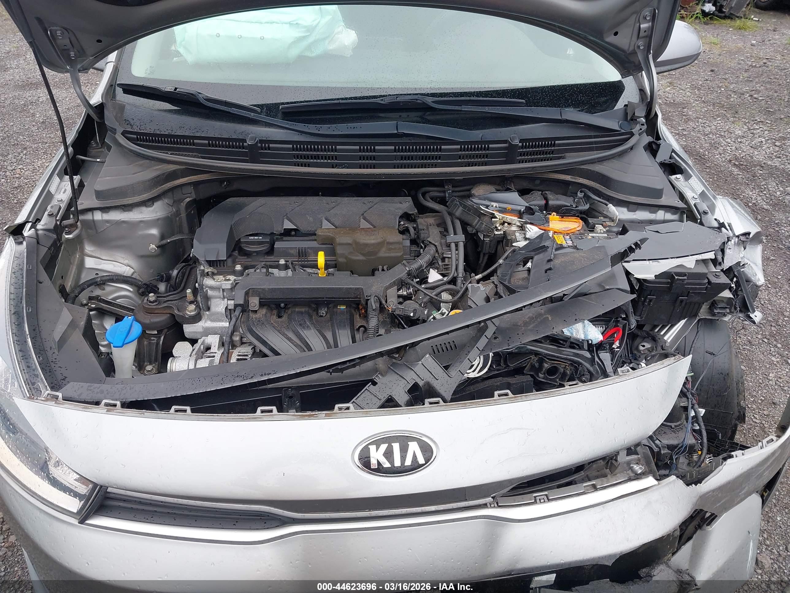 KIA RIO image 10