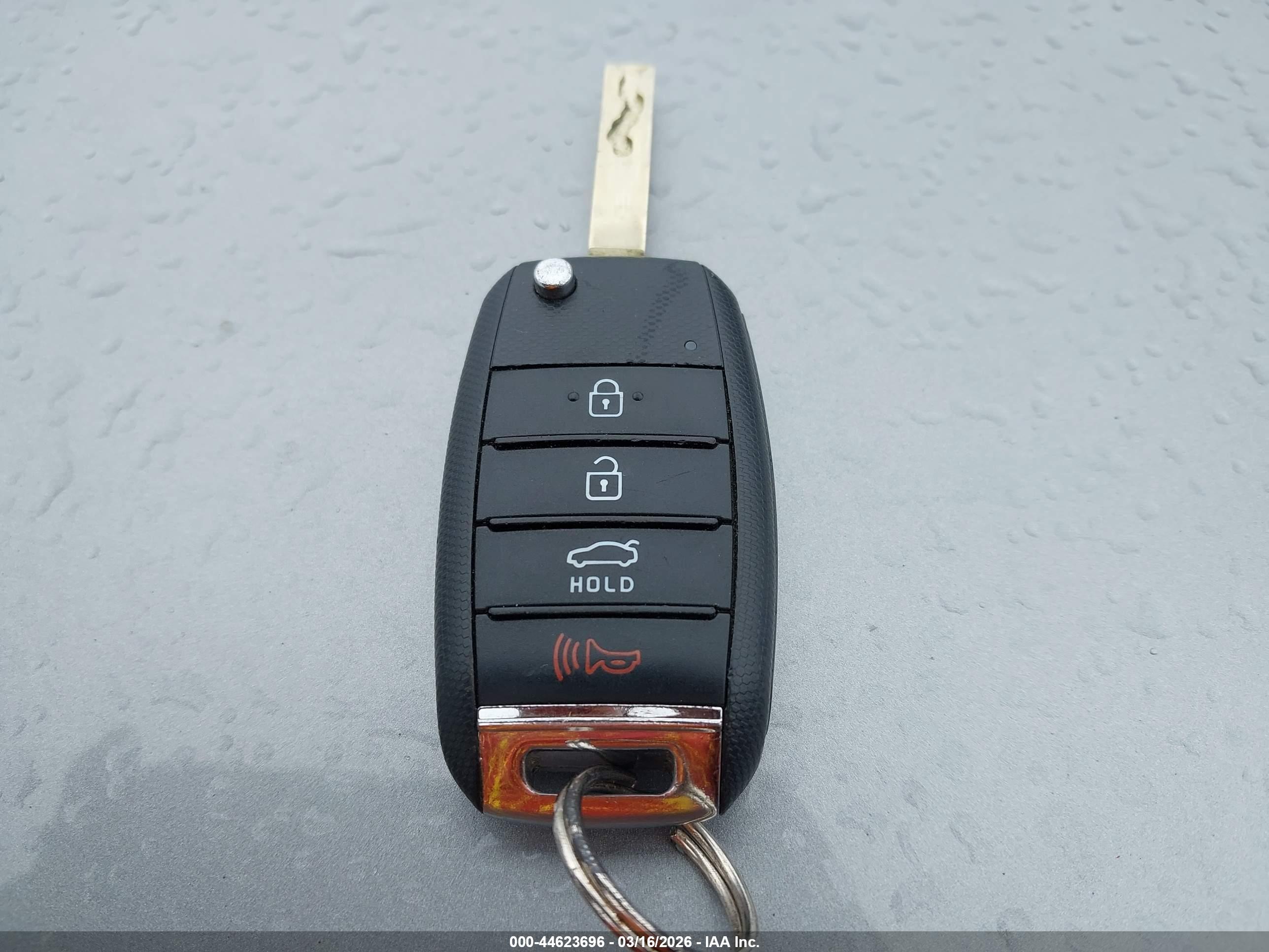 KIA RIO image 11