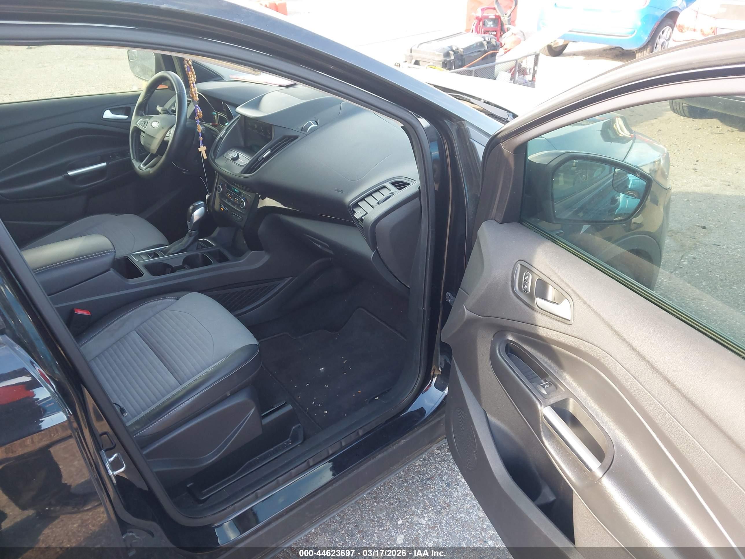 FORD ESCAPE image 5