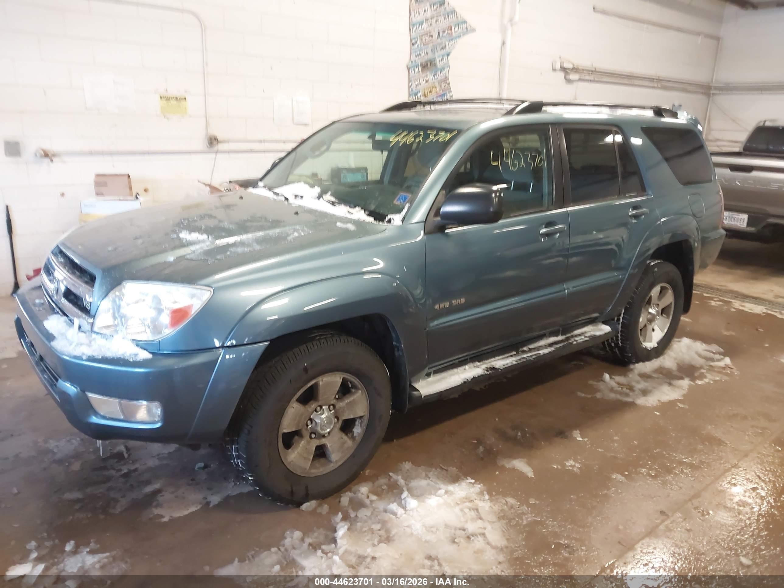 TOYOTA 4RUNNER image 2