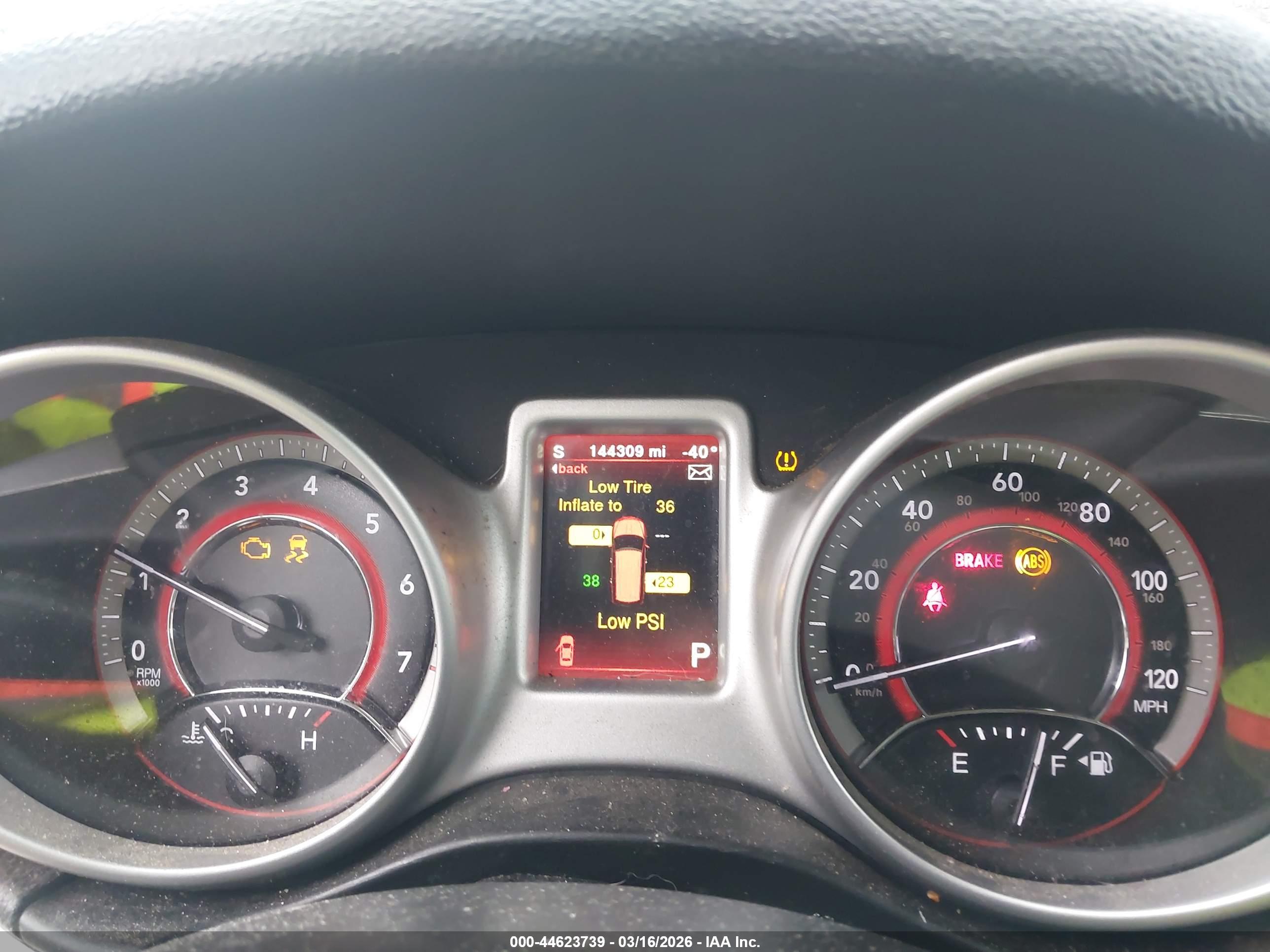 DODGE JOURNEY image 7
