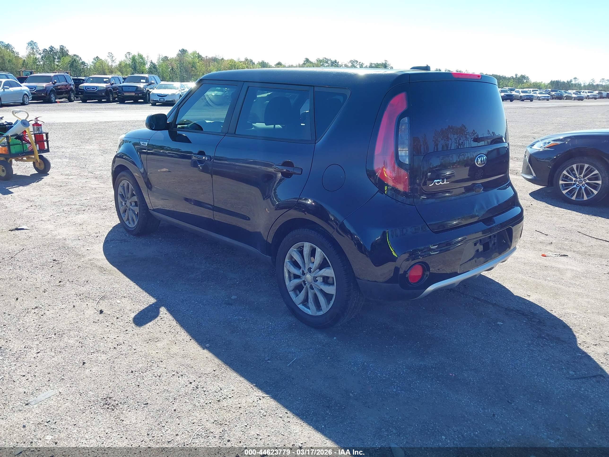 KIA SOUL image 3