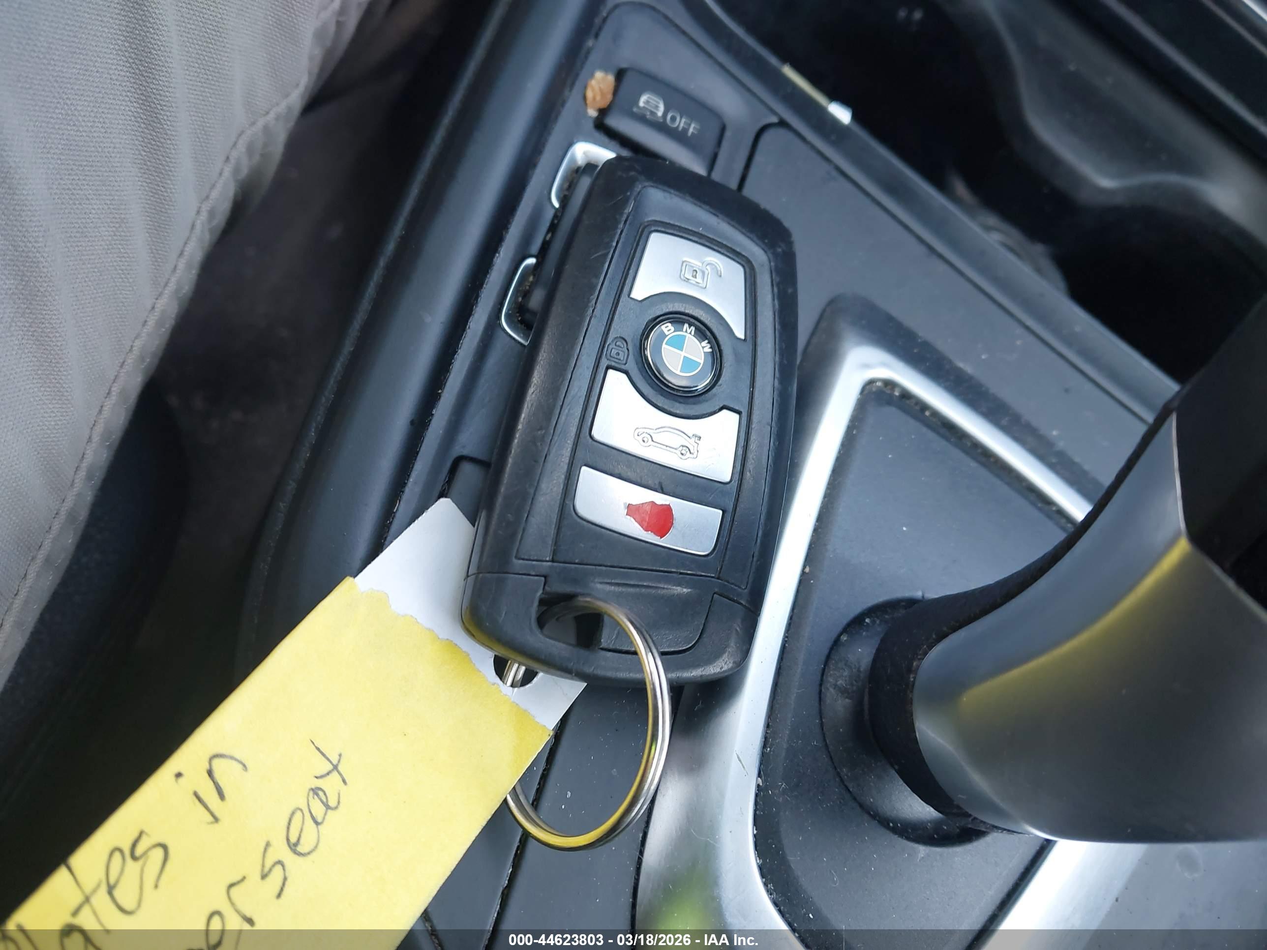 BMW 320I image 11