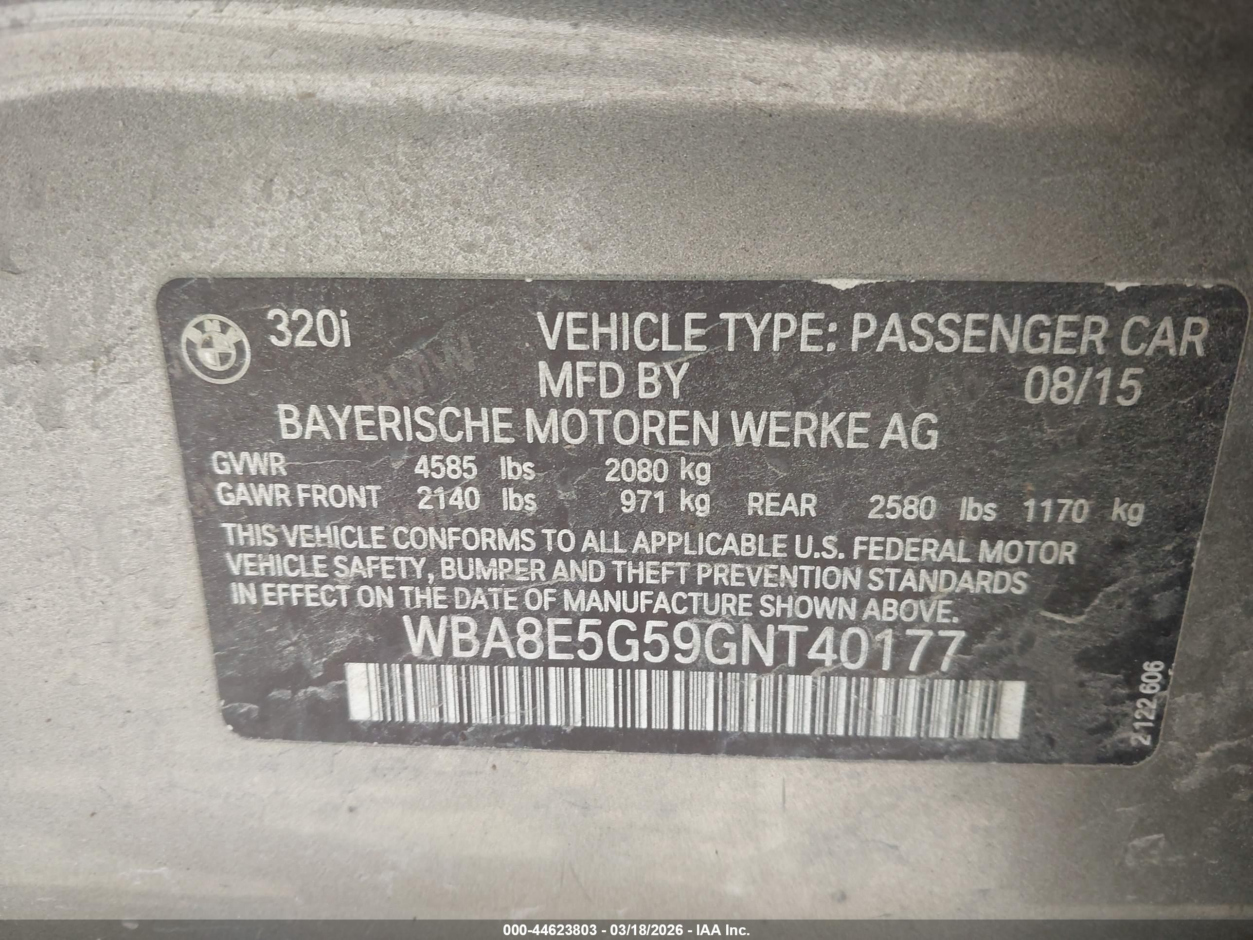 BMW 320I image 9