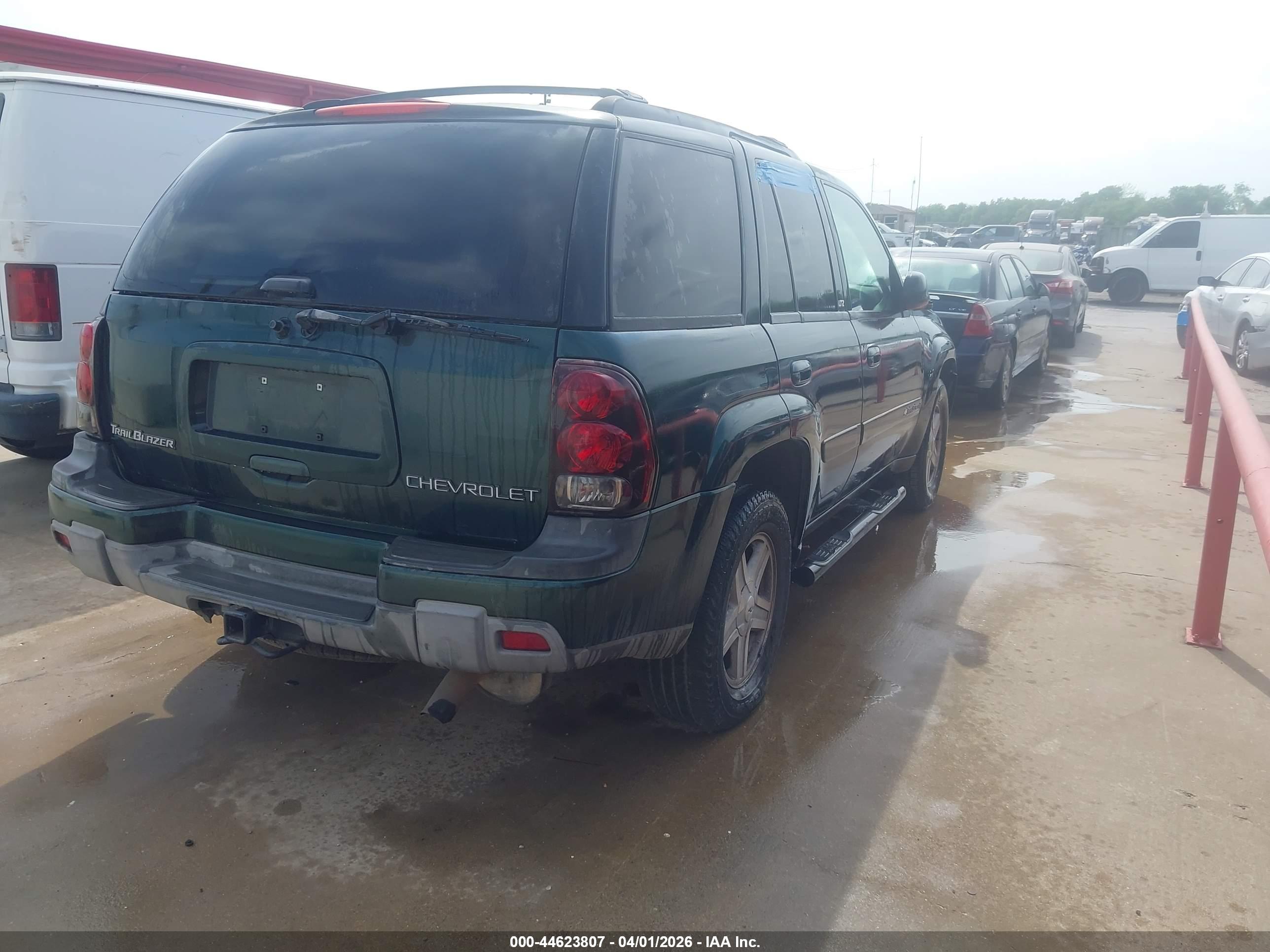CHEVROLET TRAILBLAZER image 4