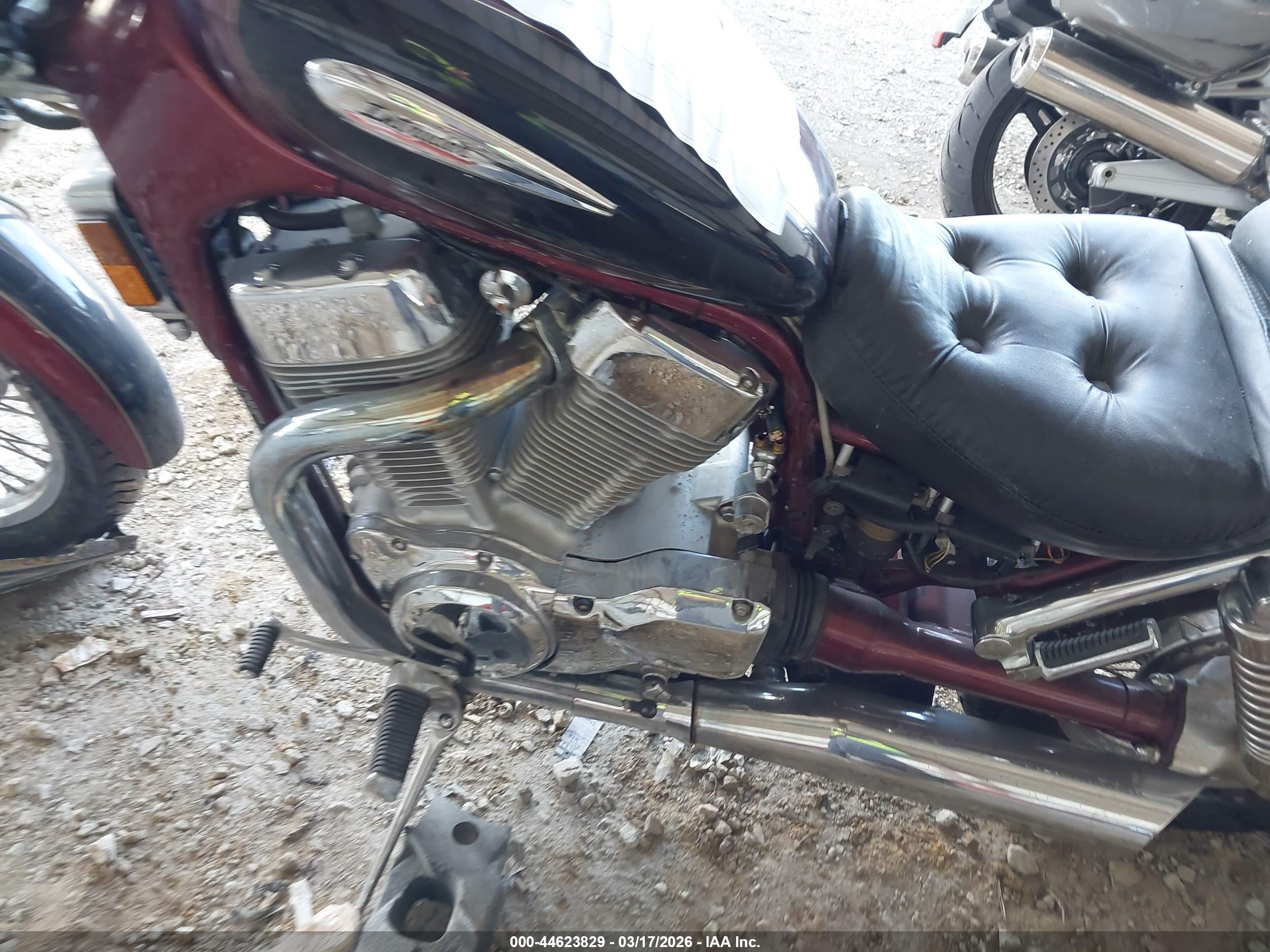 SUZUKI VS1400 image 9