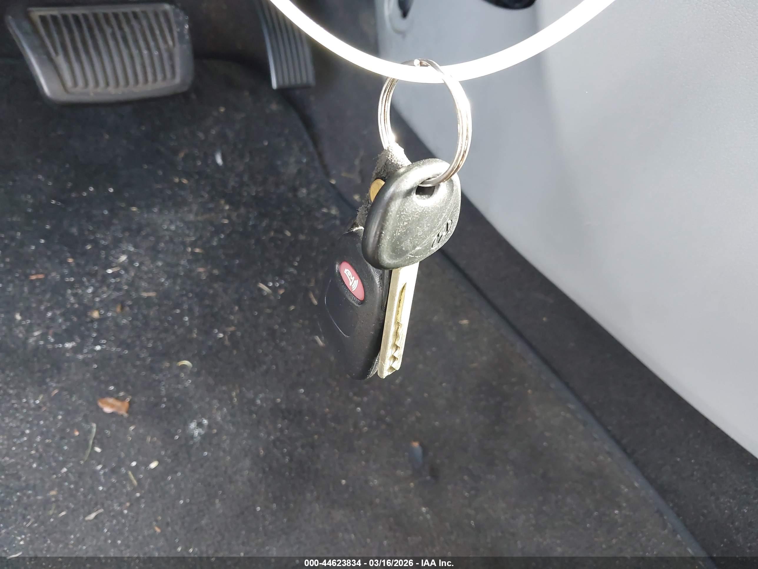 HYUNDAI ACCENT image 11