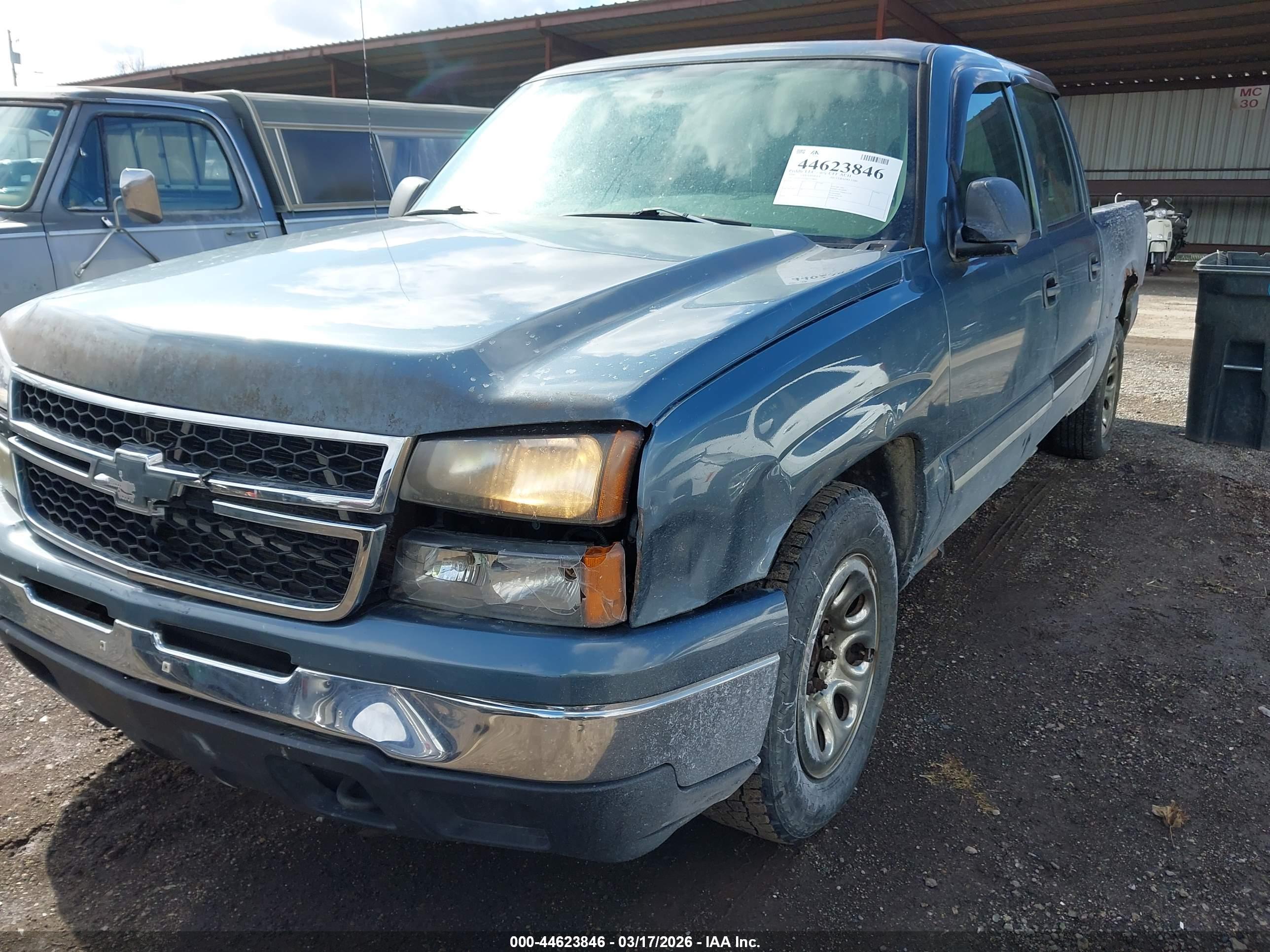 CHEVROLET SILVERADO image 6