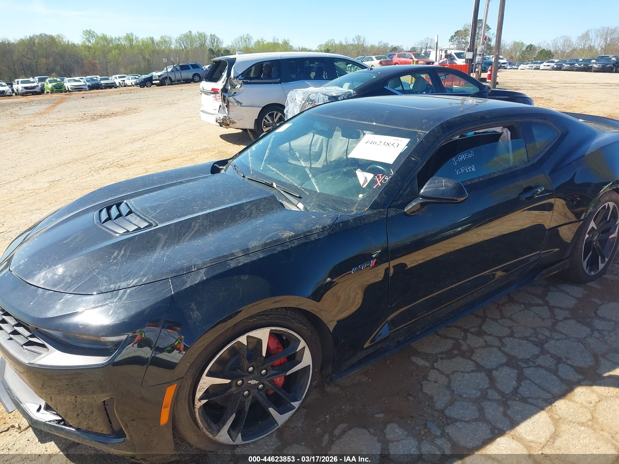 CHEVROLET CAMARO image 6
