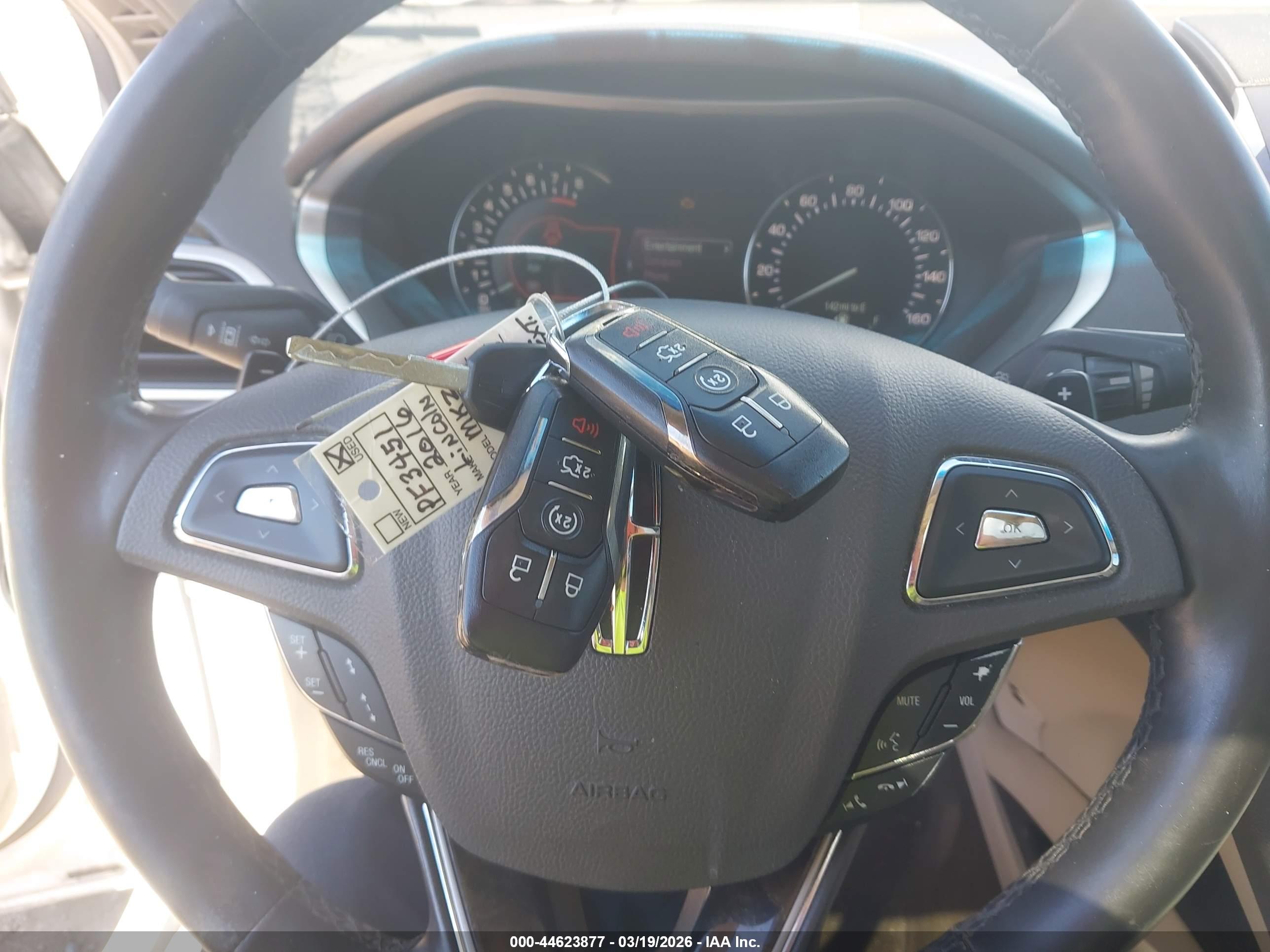 LINCOLN MKZ image 11