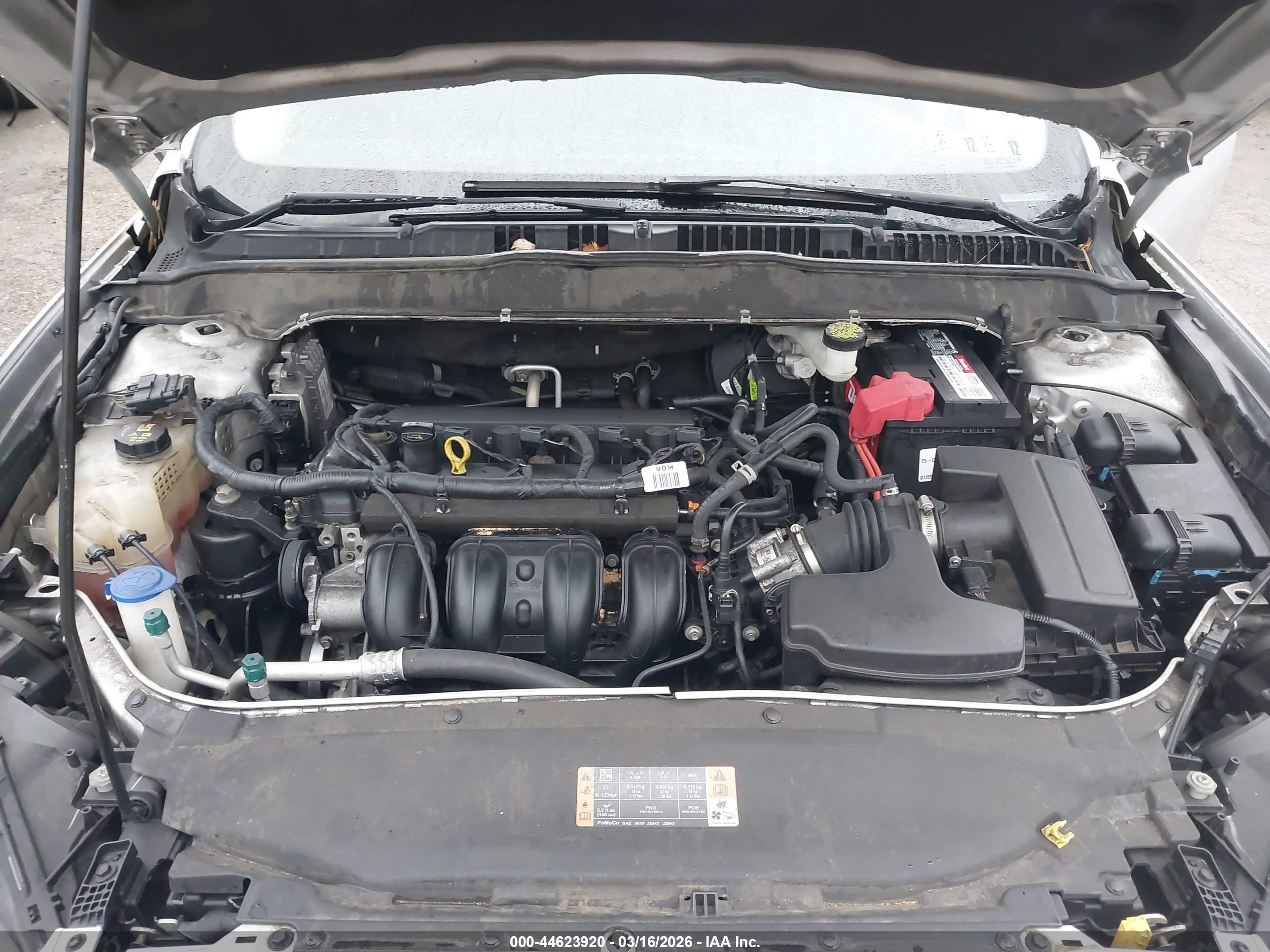 FORD FUSION image 10