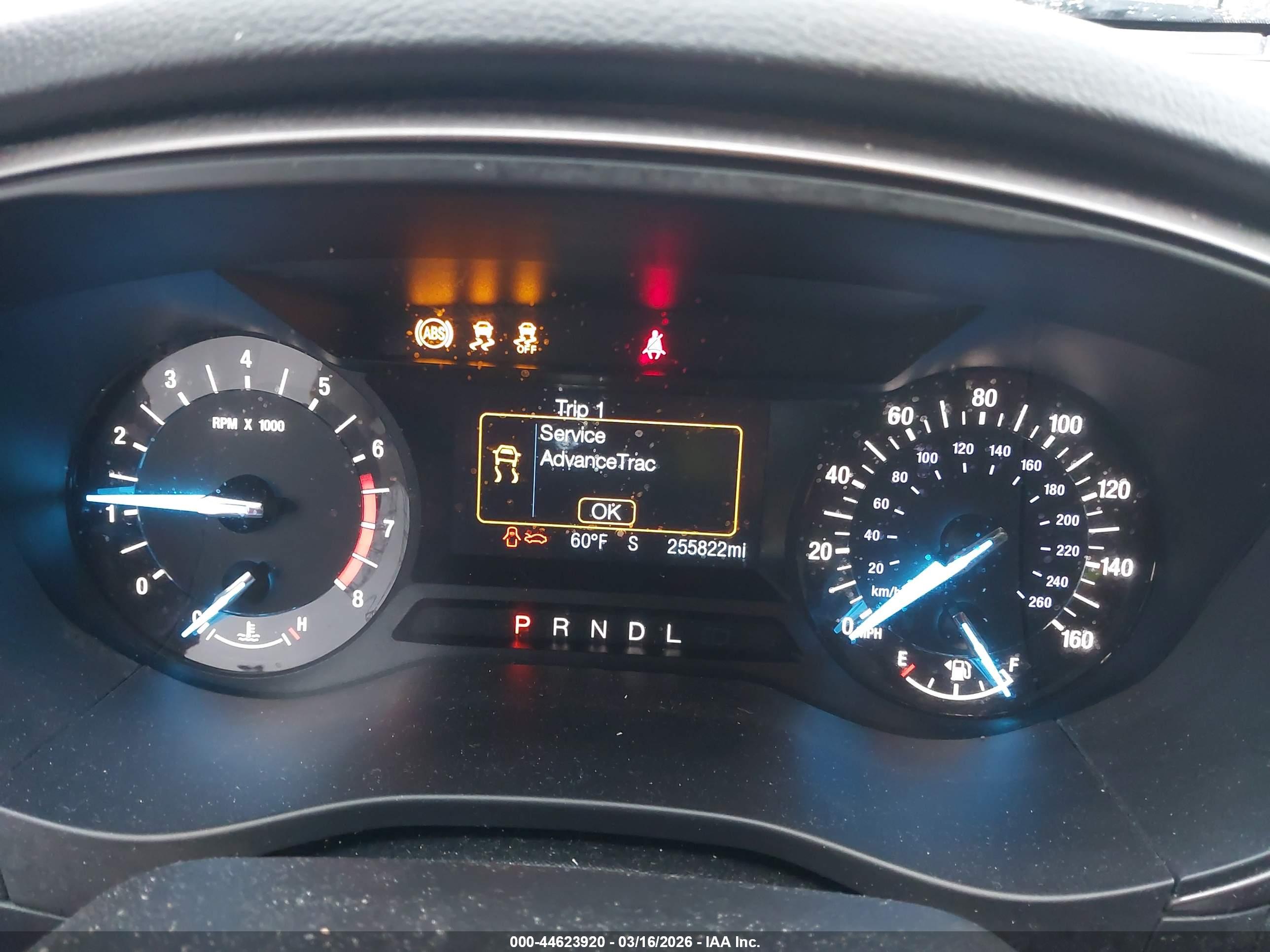 FORD FUSION image 7
