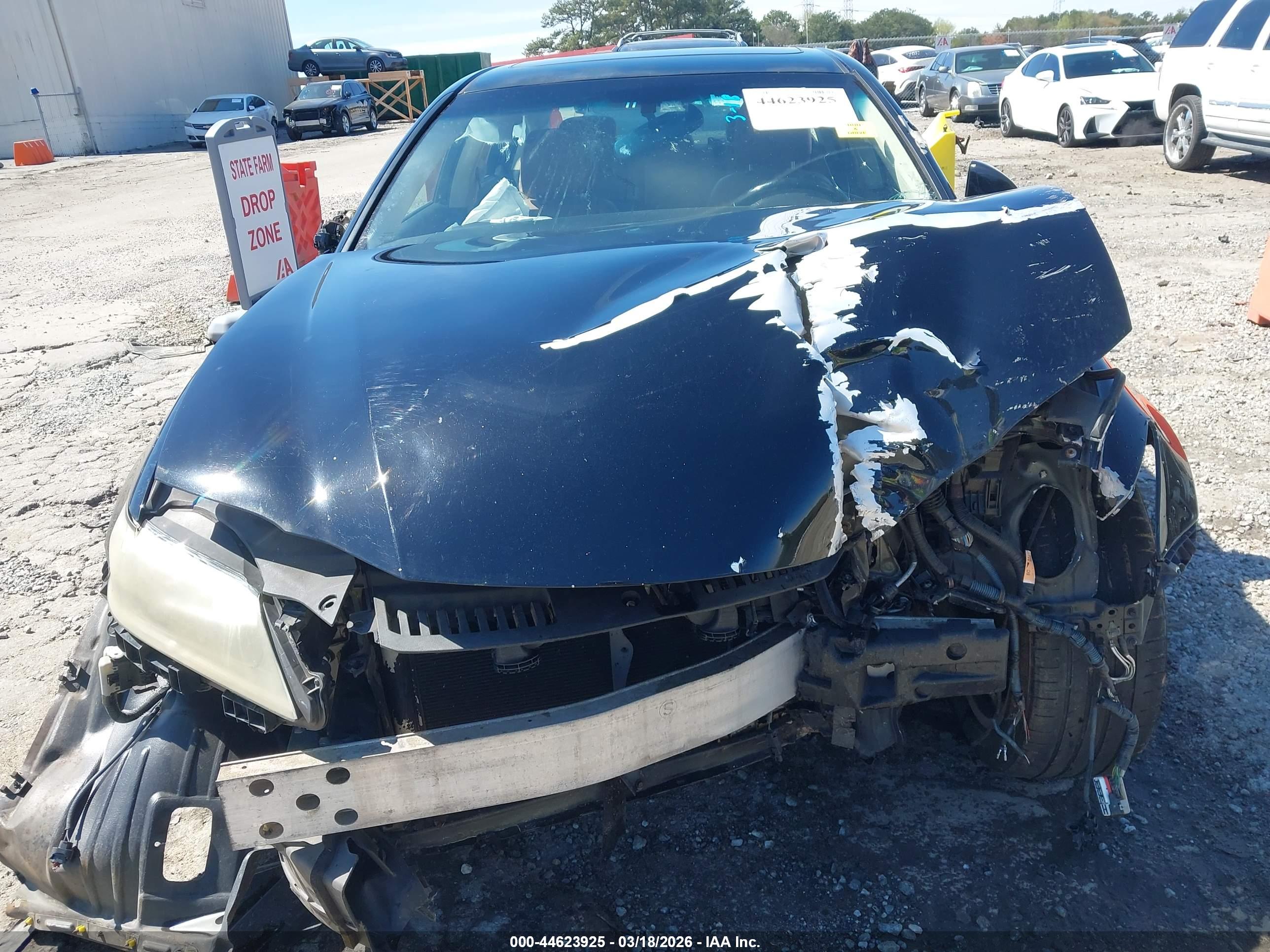 LEXUS GS image 6