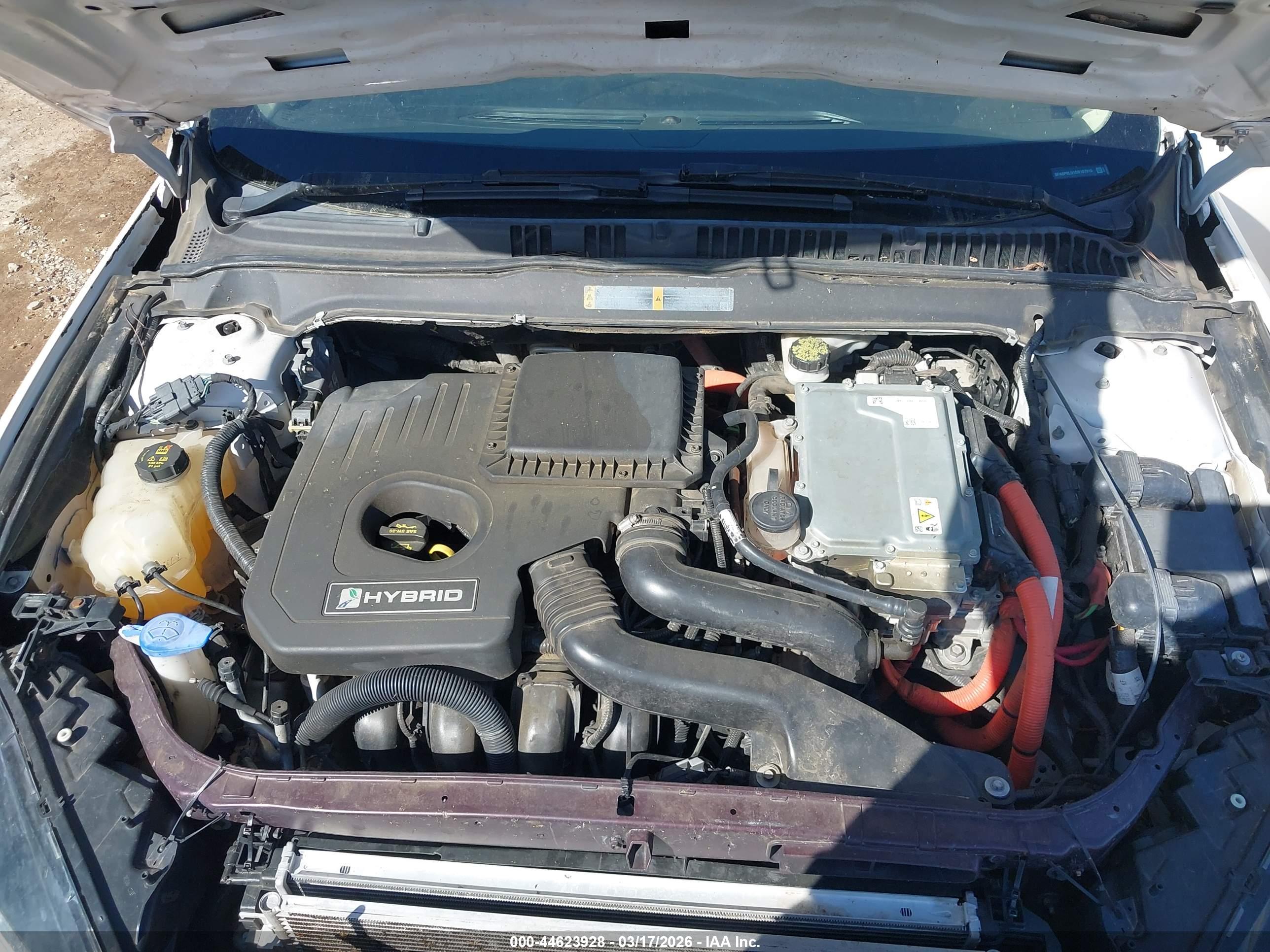 FORD FUSION image 10