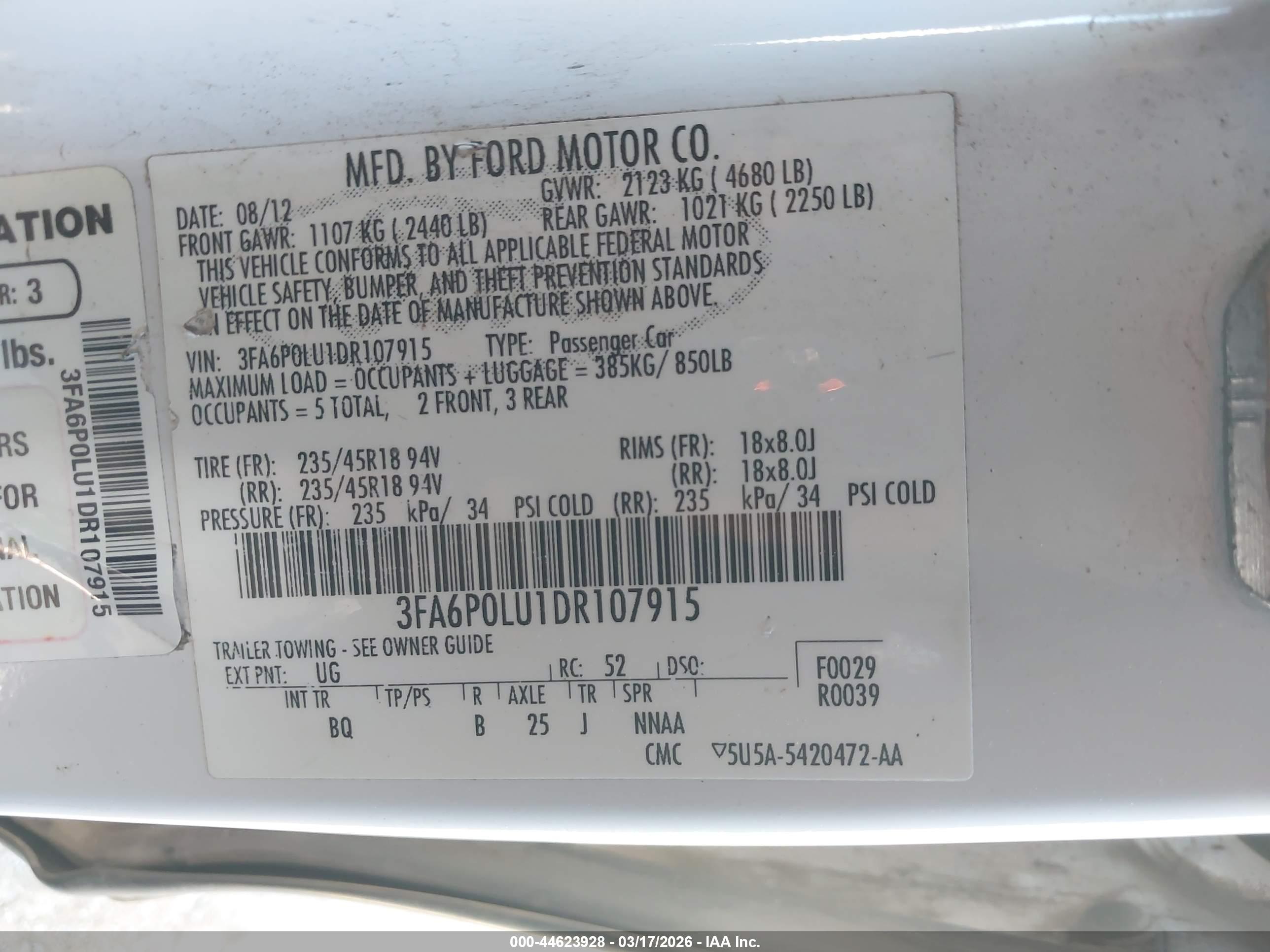 FORD FUSION image 9
