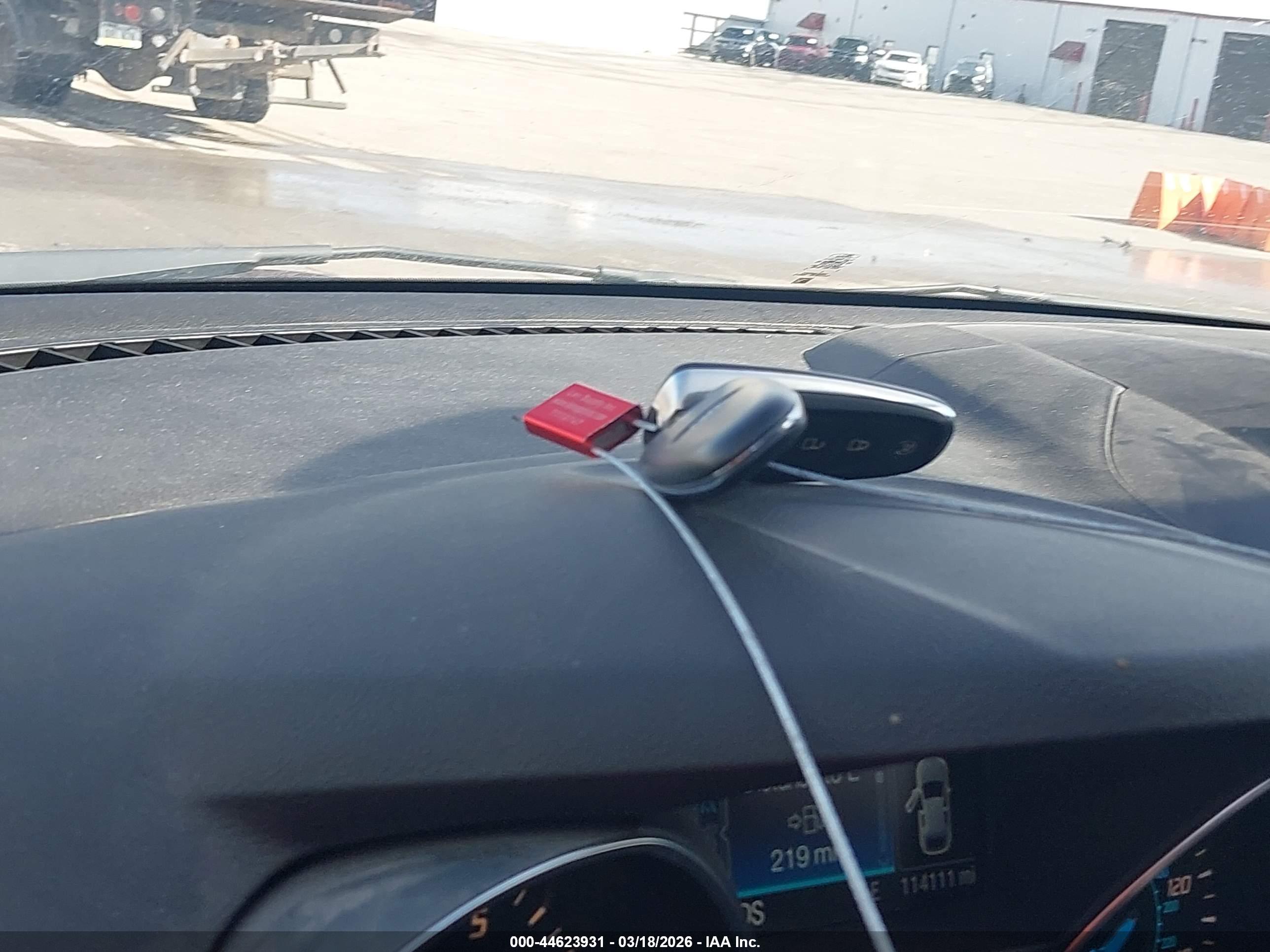 FORD ESCAPE image 11
