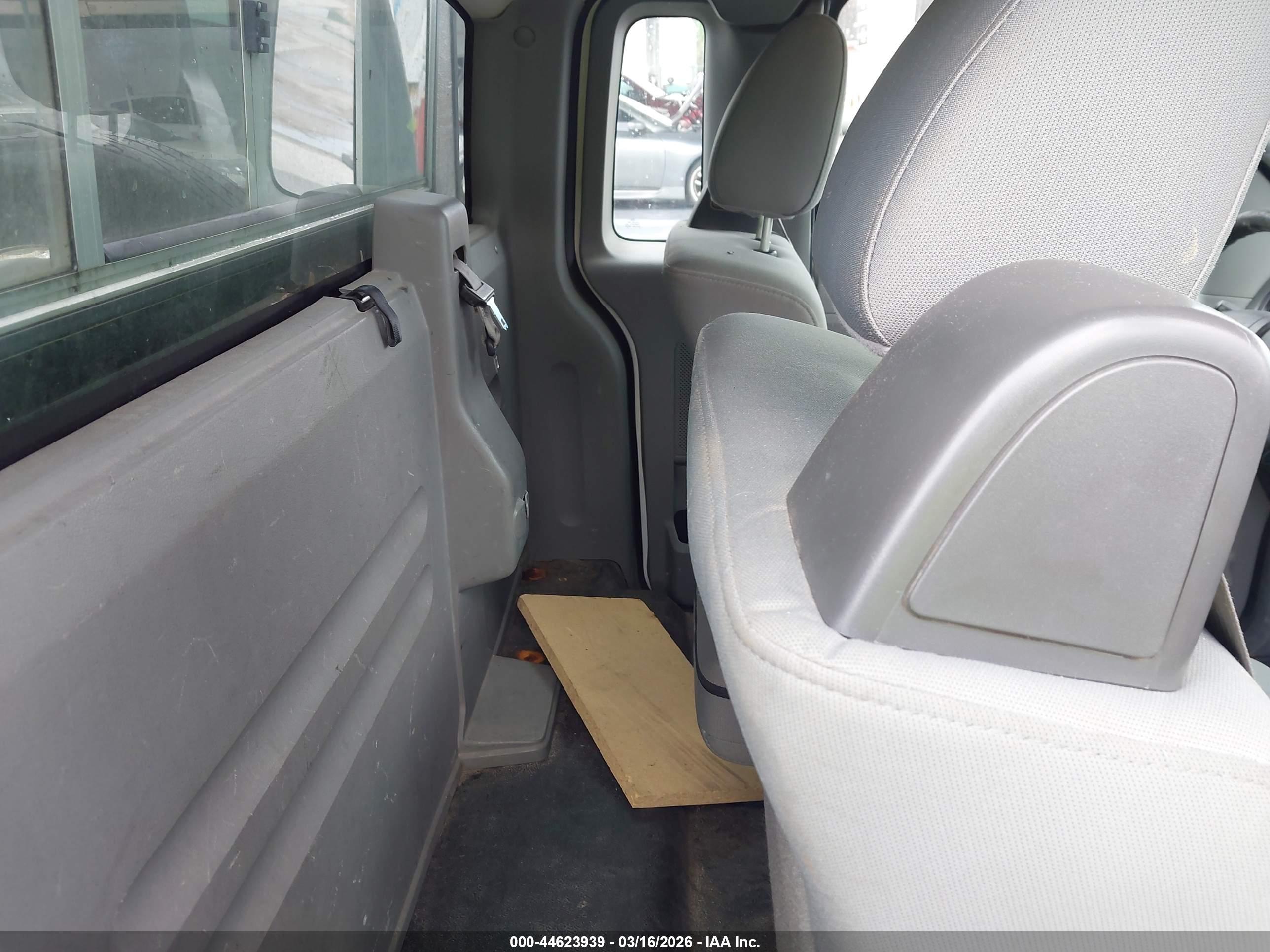 FORD F-150 image 8