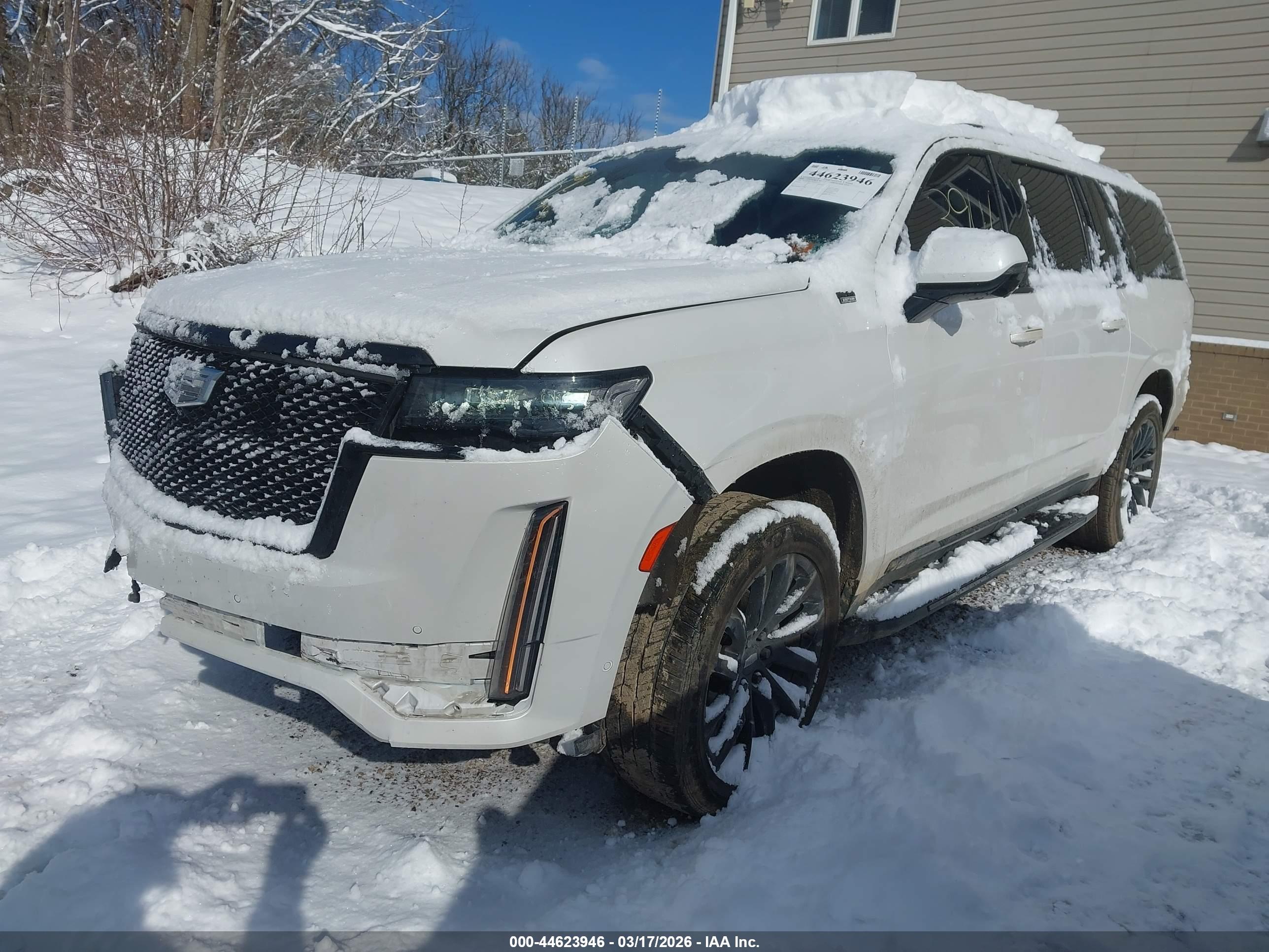 CADILLAC ESCALADE image 2