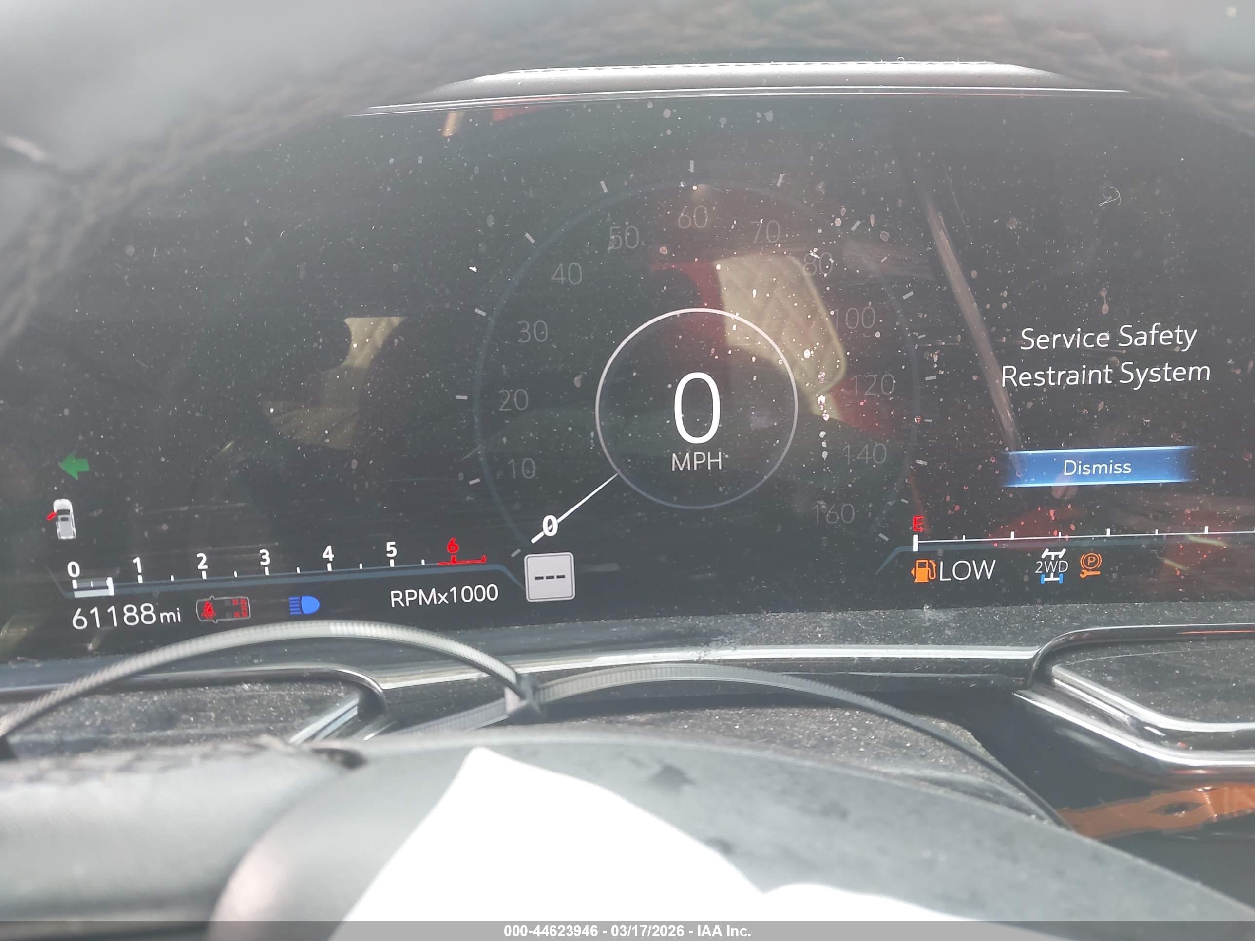 CADILLAC ESCALADE image 7
