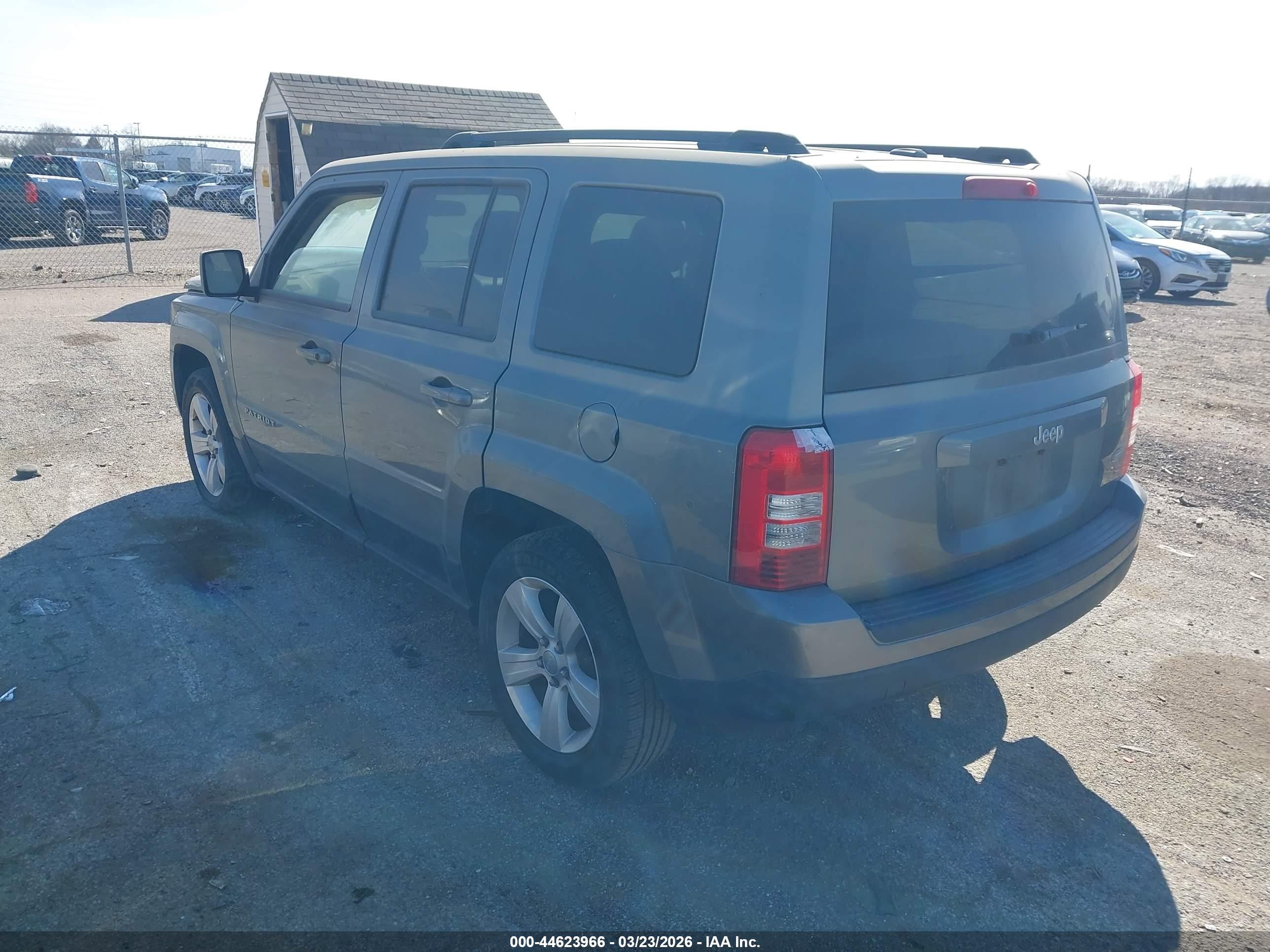 JEEP PATRIOT image 3