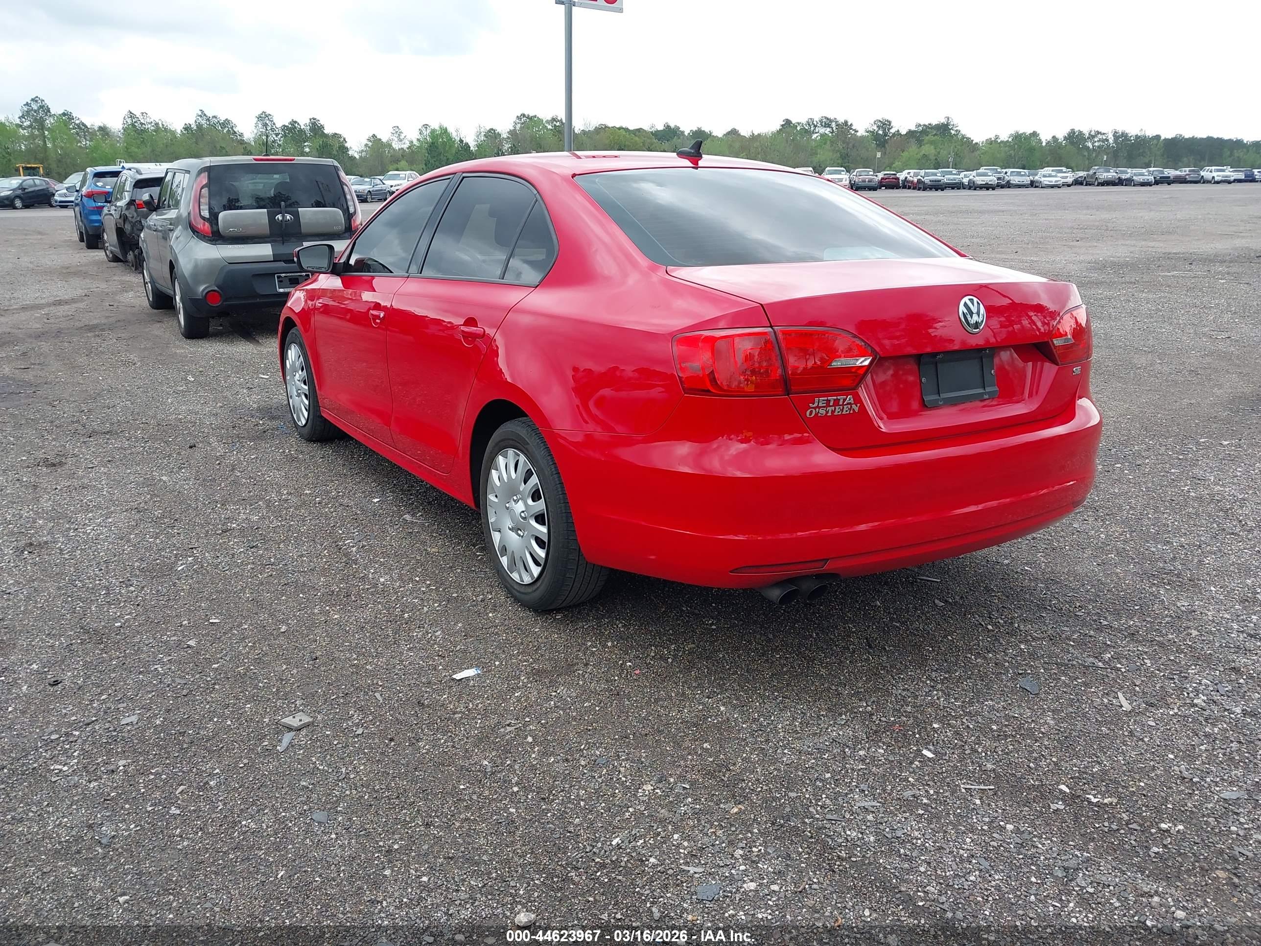 VOLKSWAGEN JETTA image 3