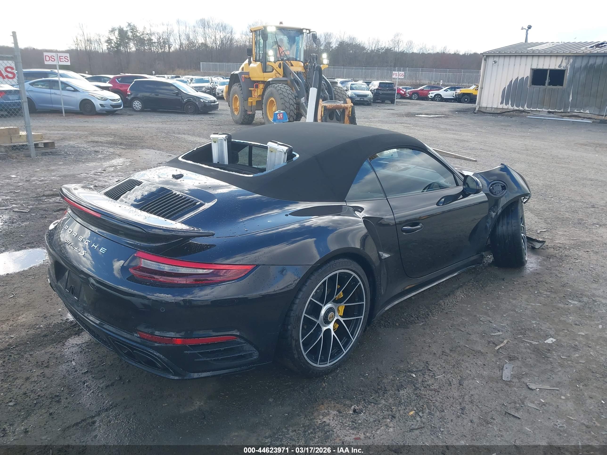 PORSCHE 911 image 4