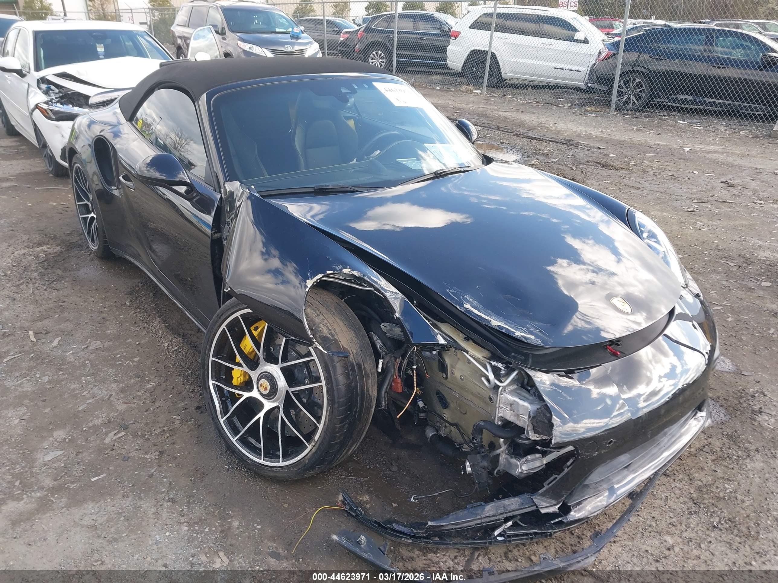 PORSCHE 911 image 6
