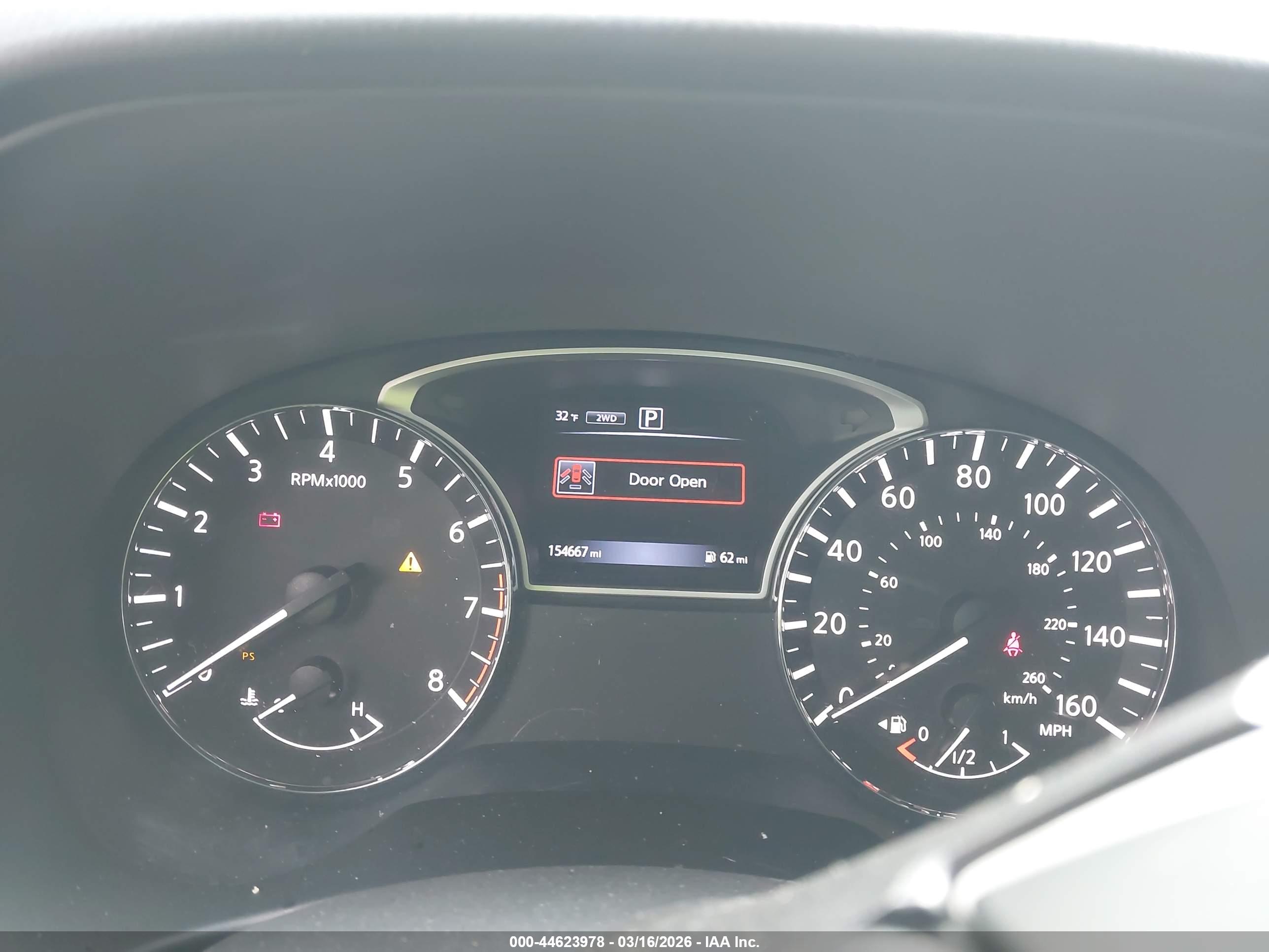NISSAN PATHFINDER image 7