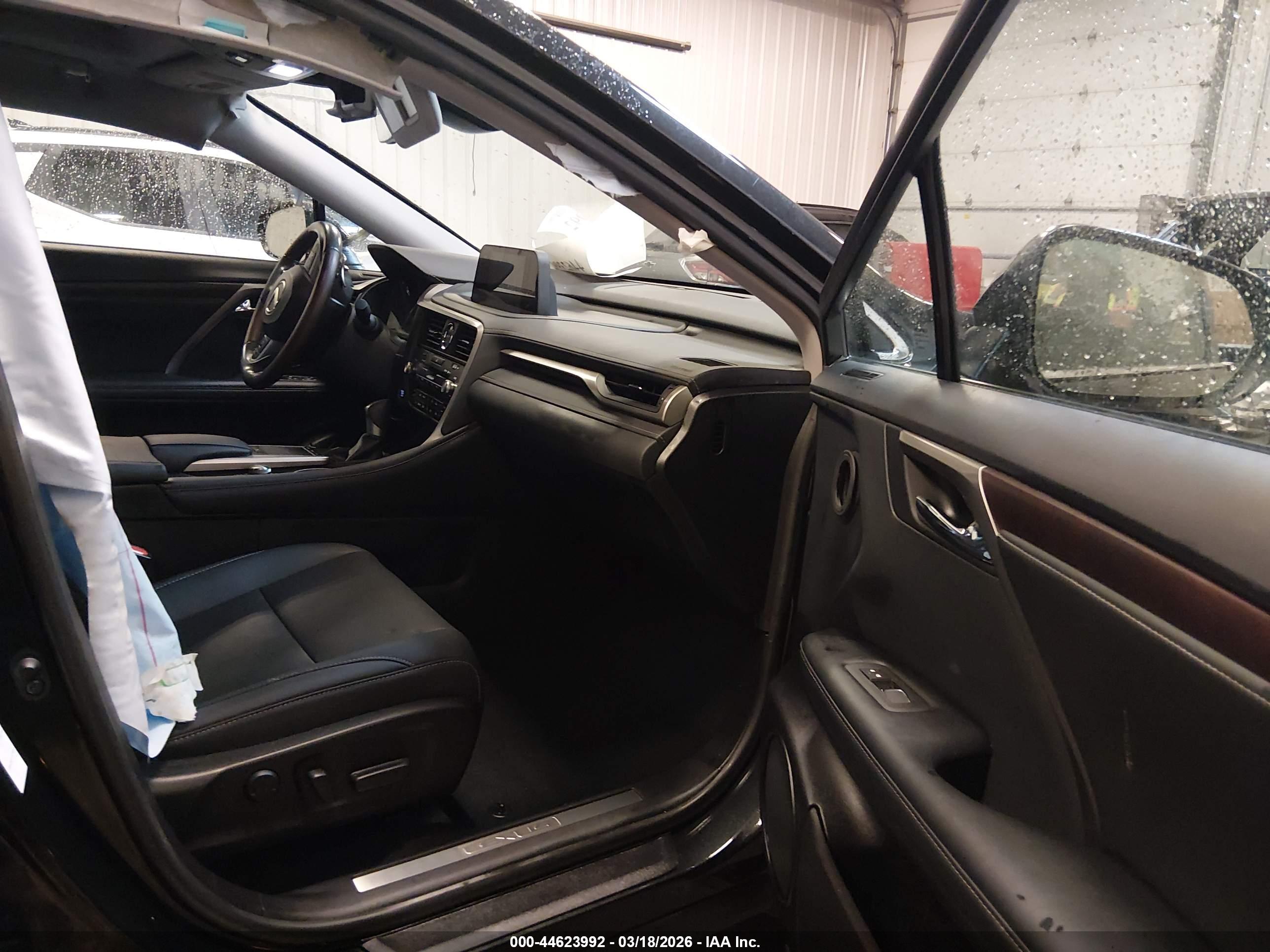 LEXUS RX image 5