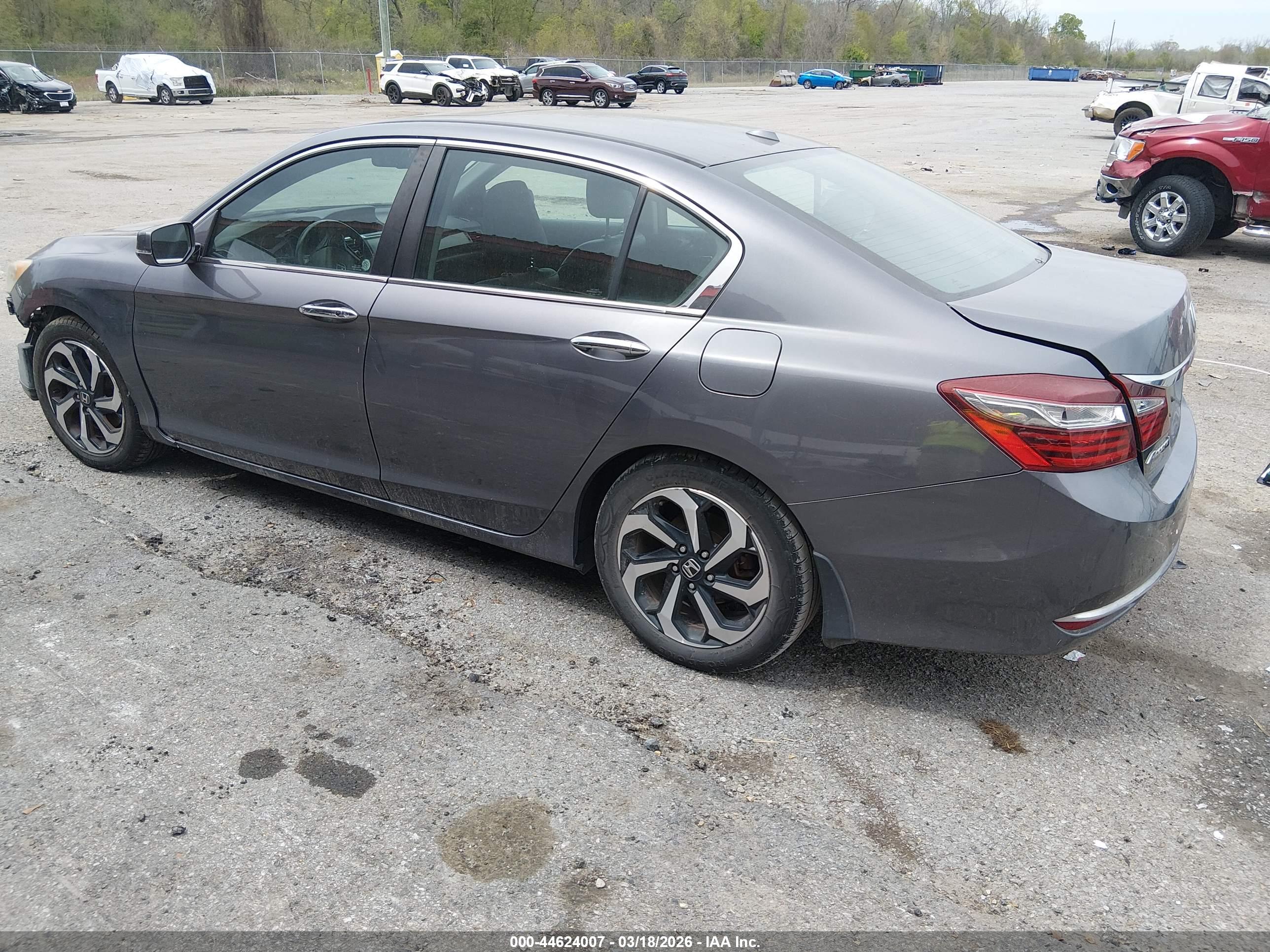 HONDA ACCORD image 3
