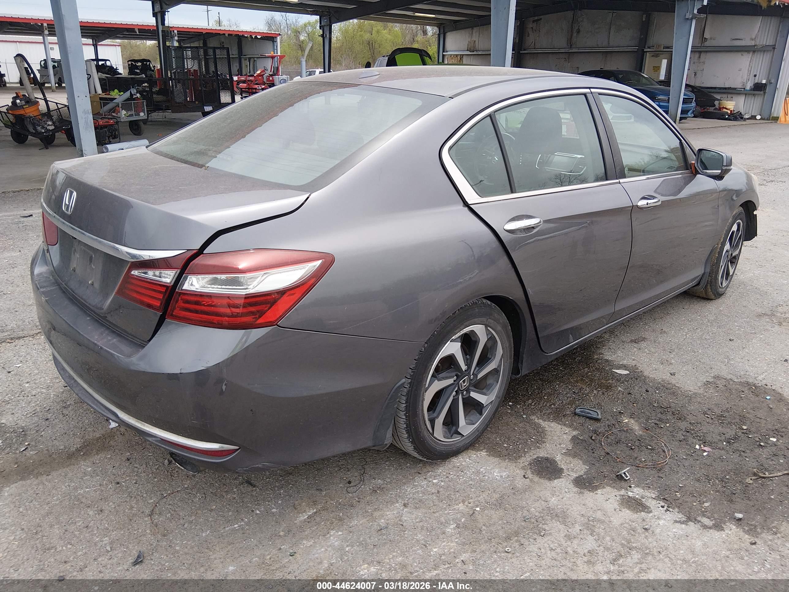 HONDA ACCORD image 4
