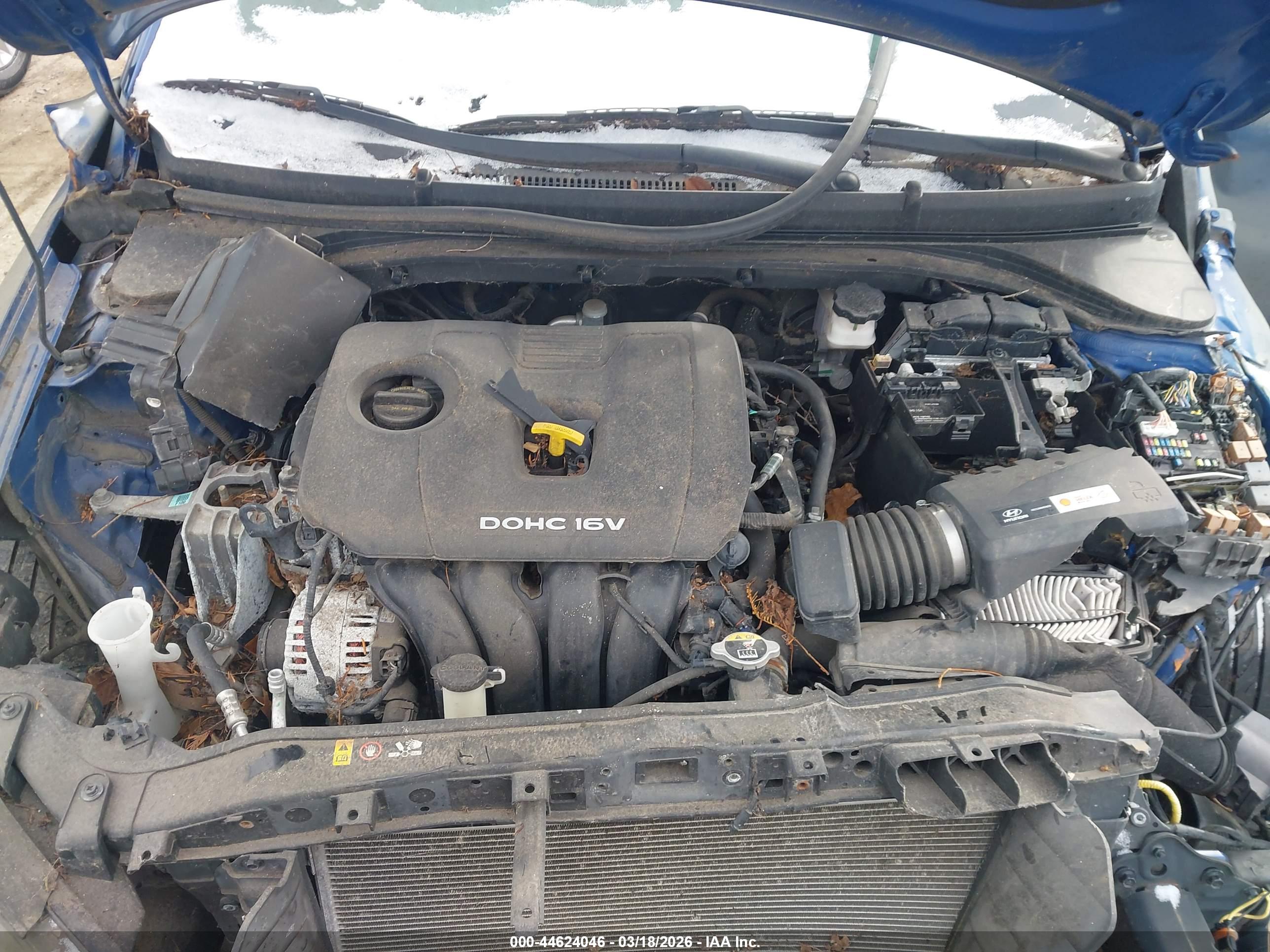 HYUNDAI ELANTRA image 10