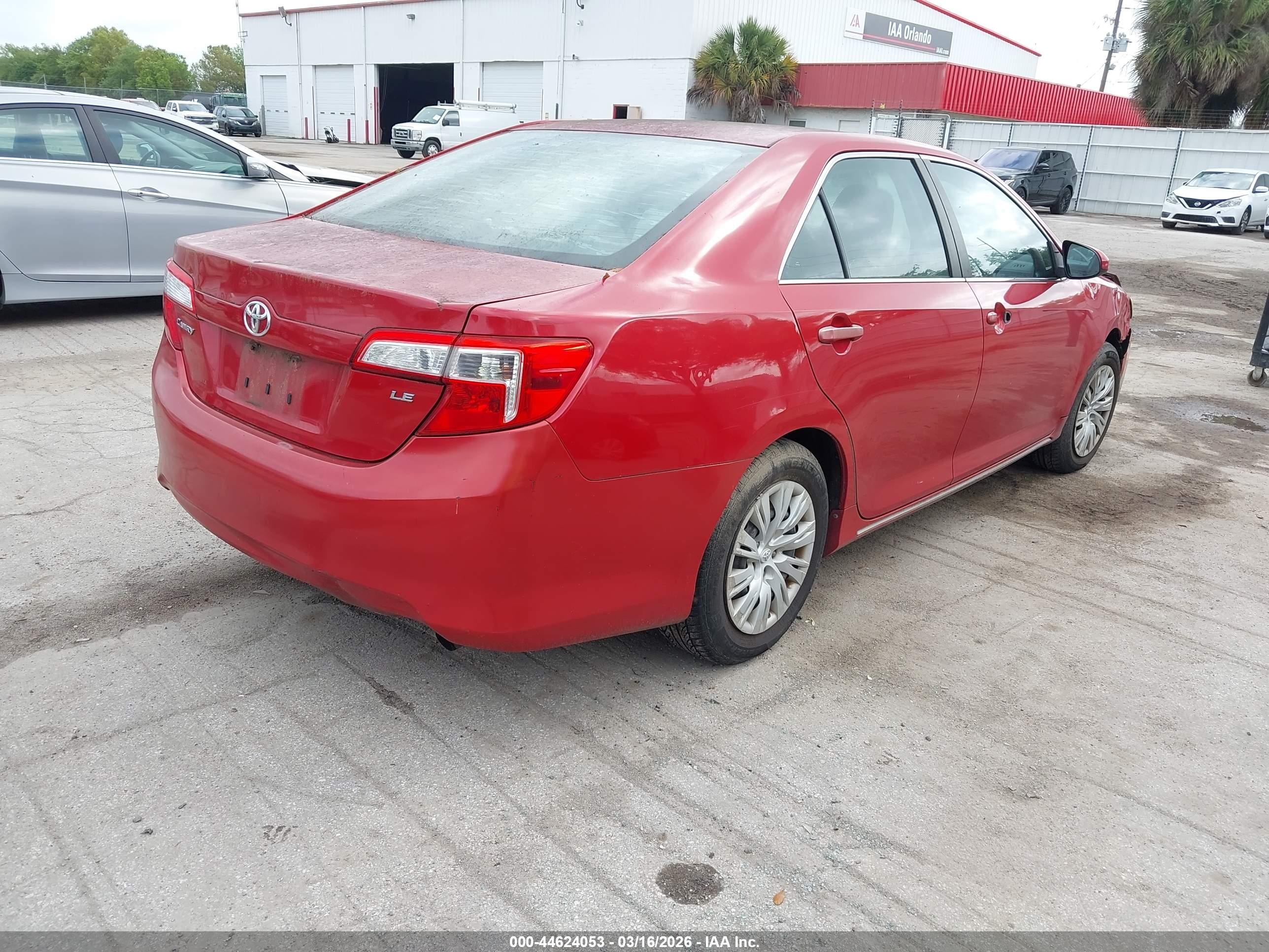 TOYOTA CAMRY image 4