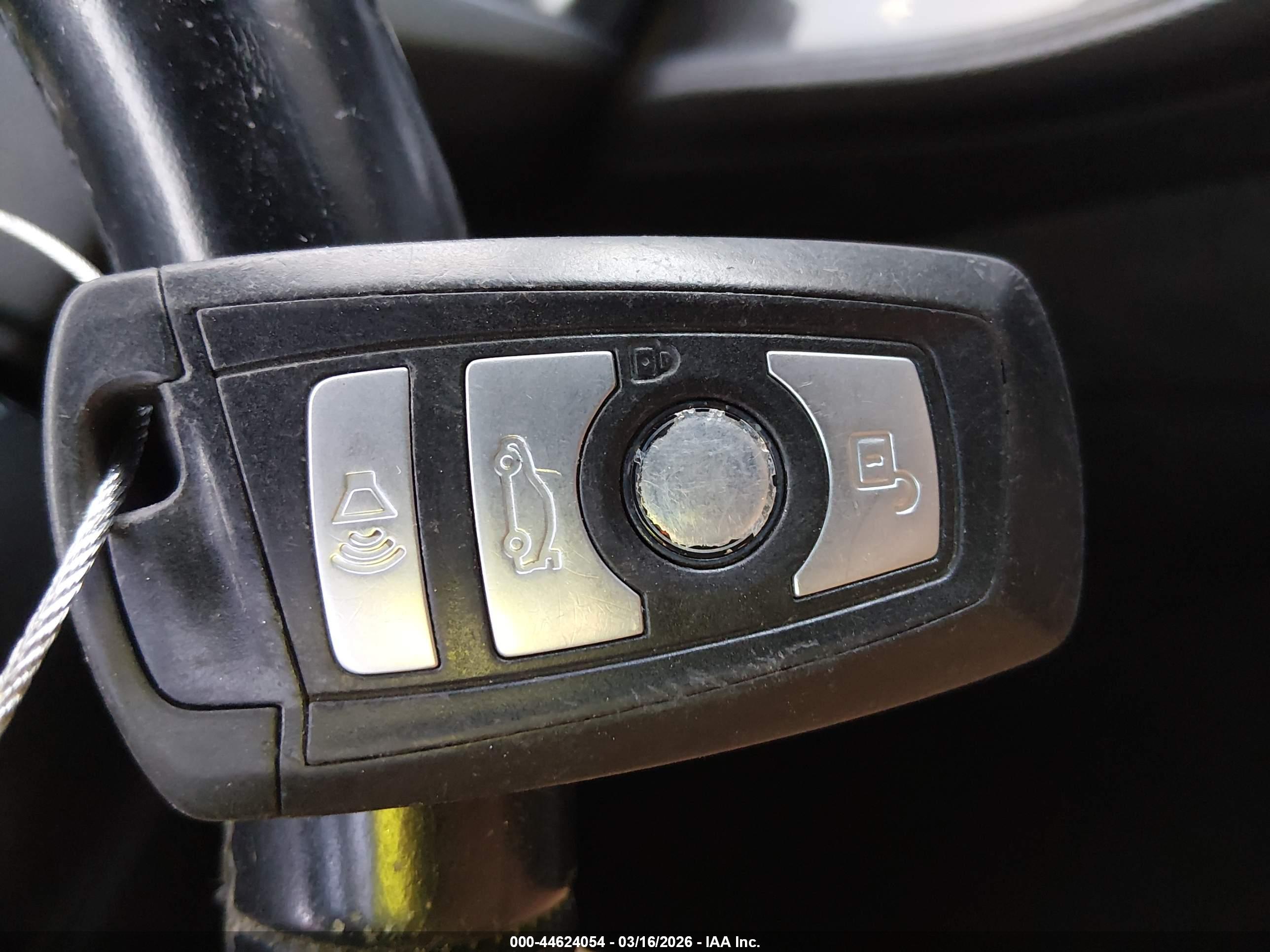 BMW 535I image 11