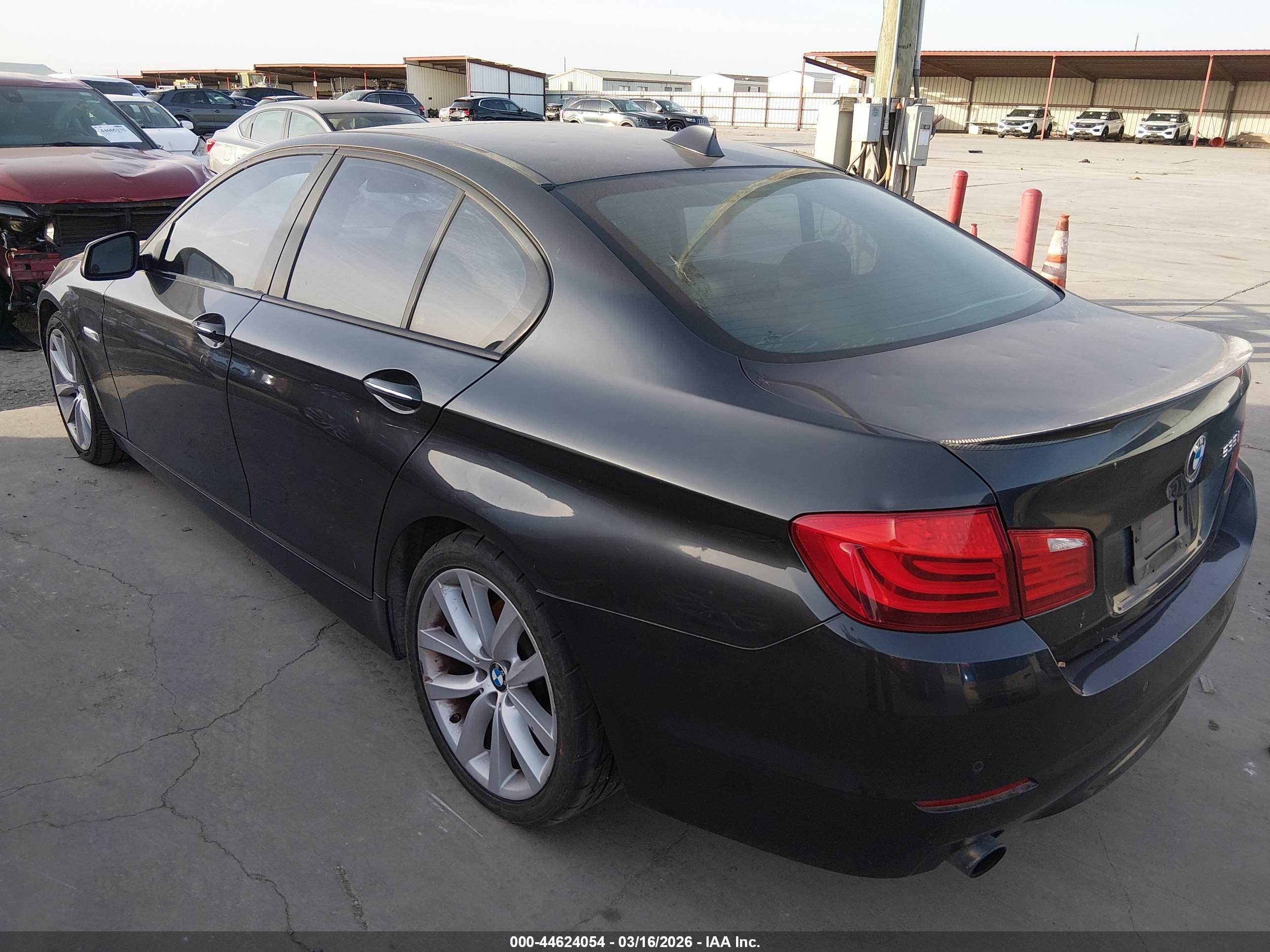 BMW 535I image 3
