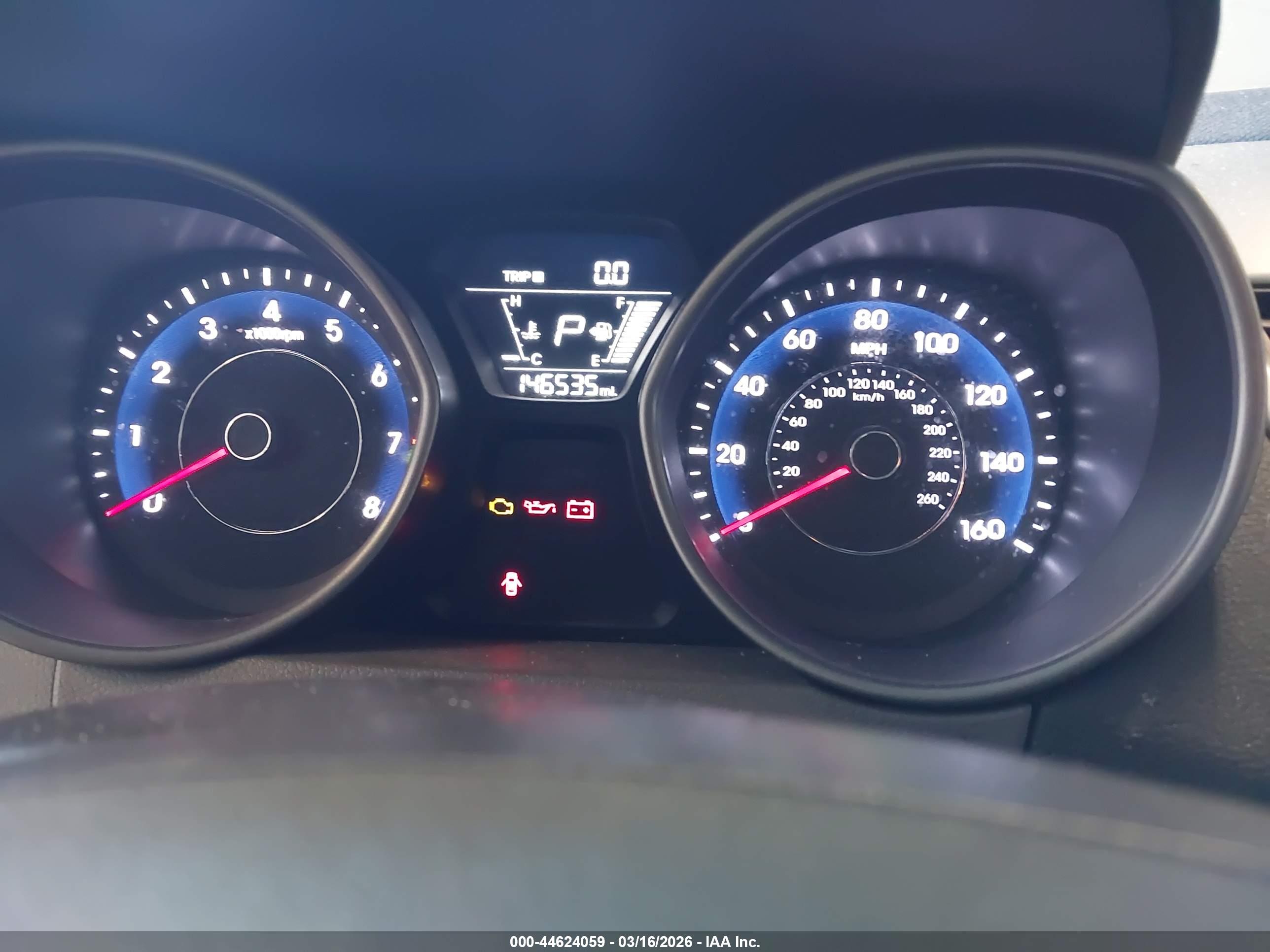 HYUNDAI ELANTRA image 7
