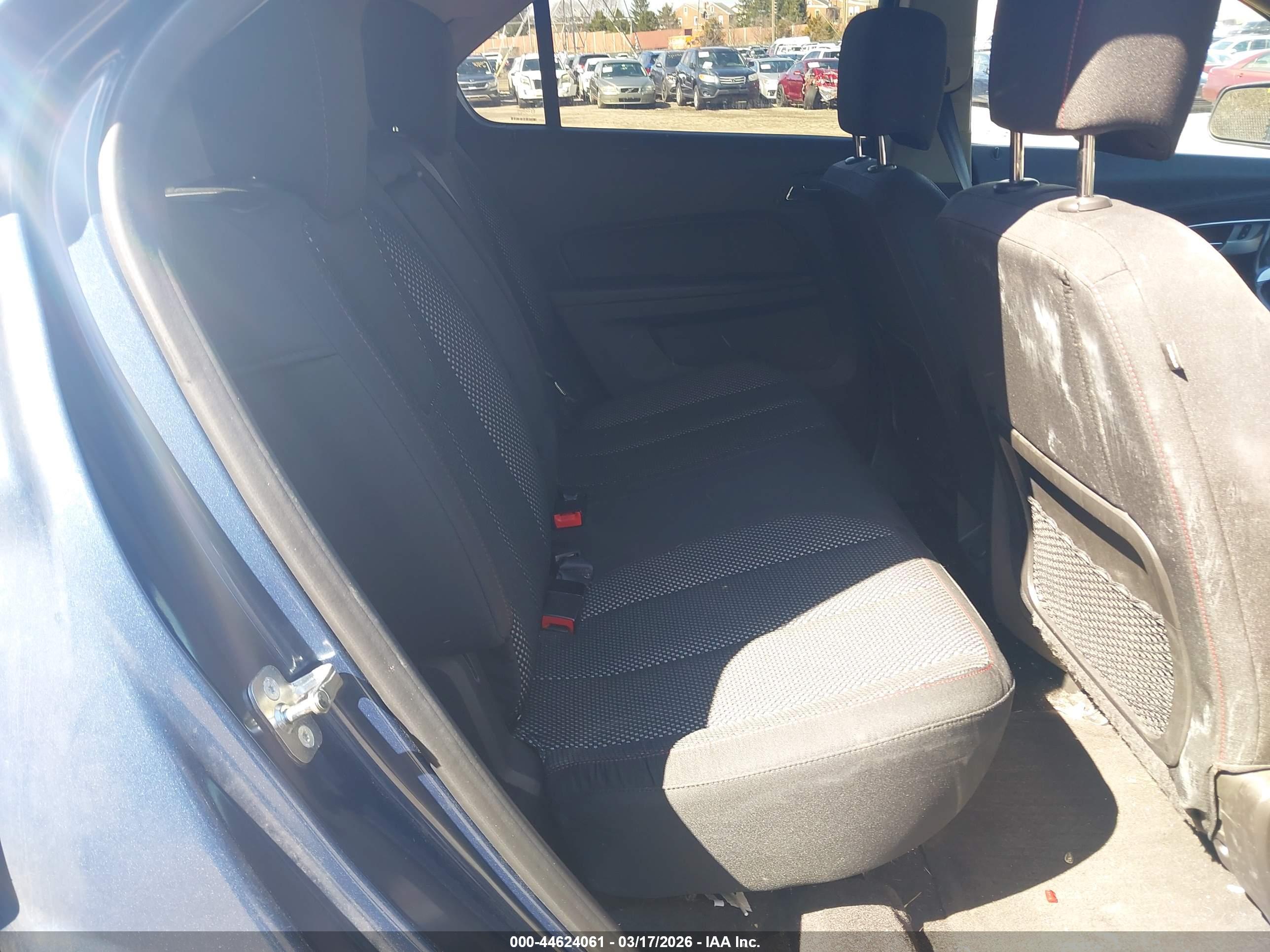 CHEVROLET EQUINOX image 8