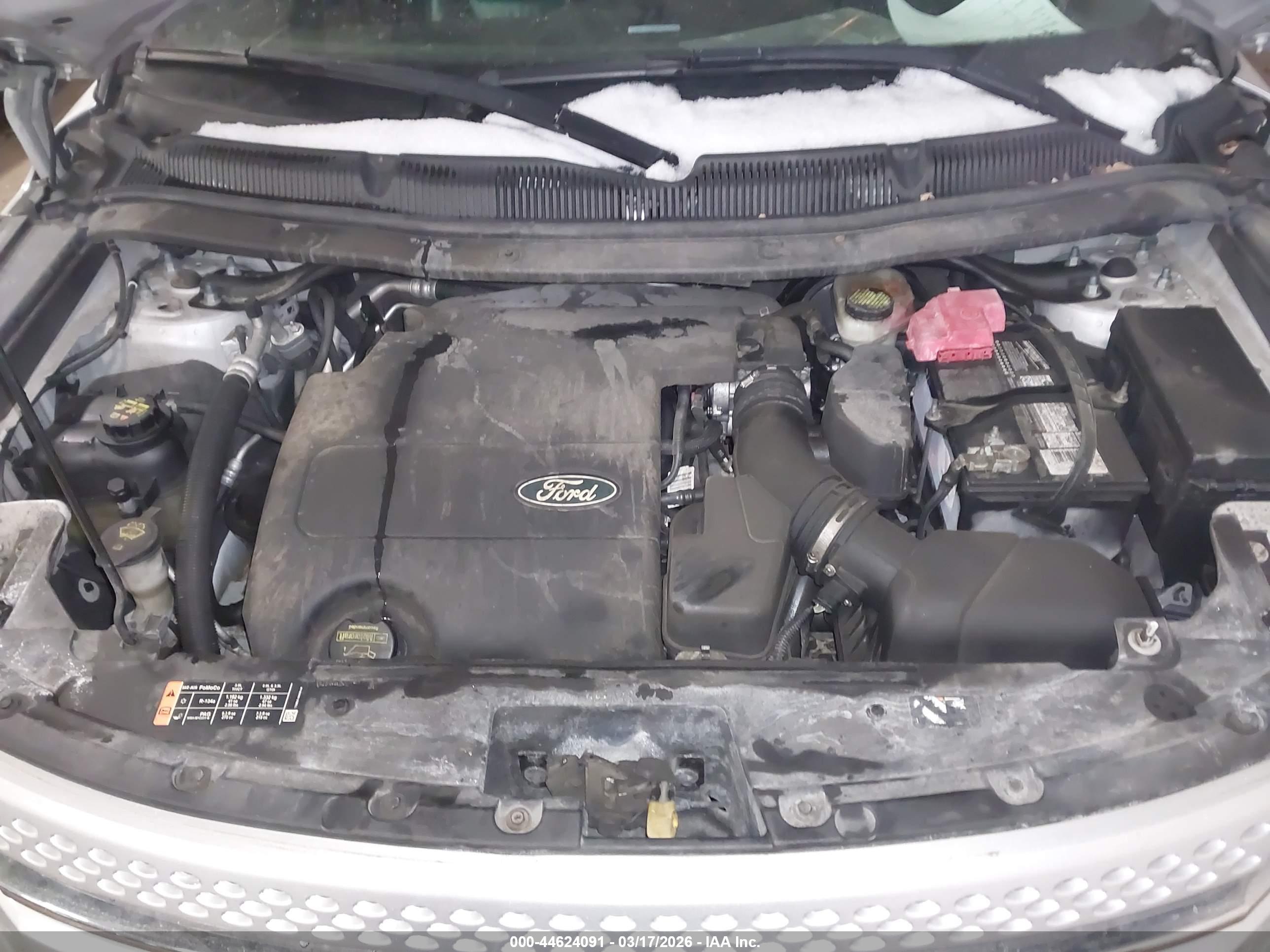 FORD EXPLORER image 10