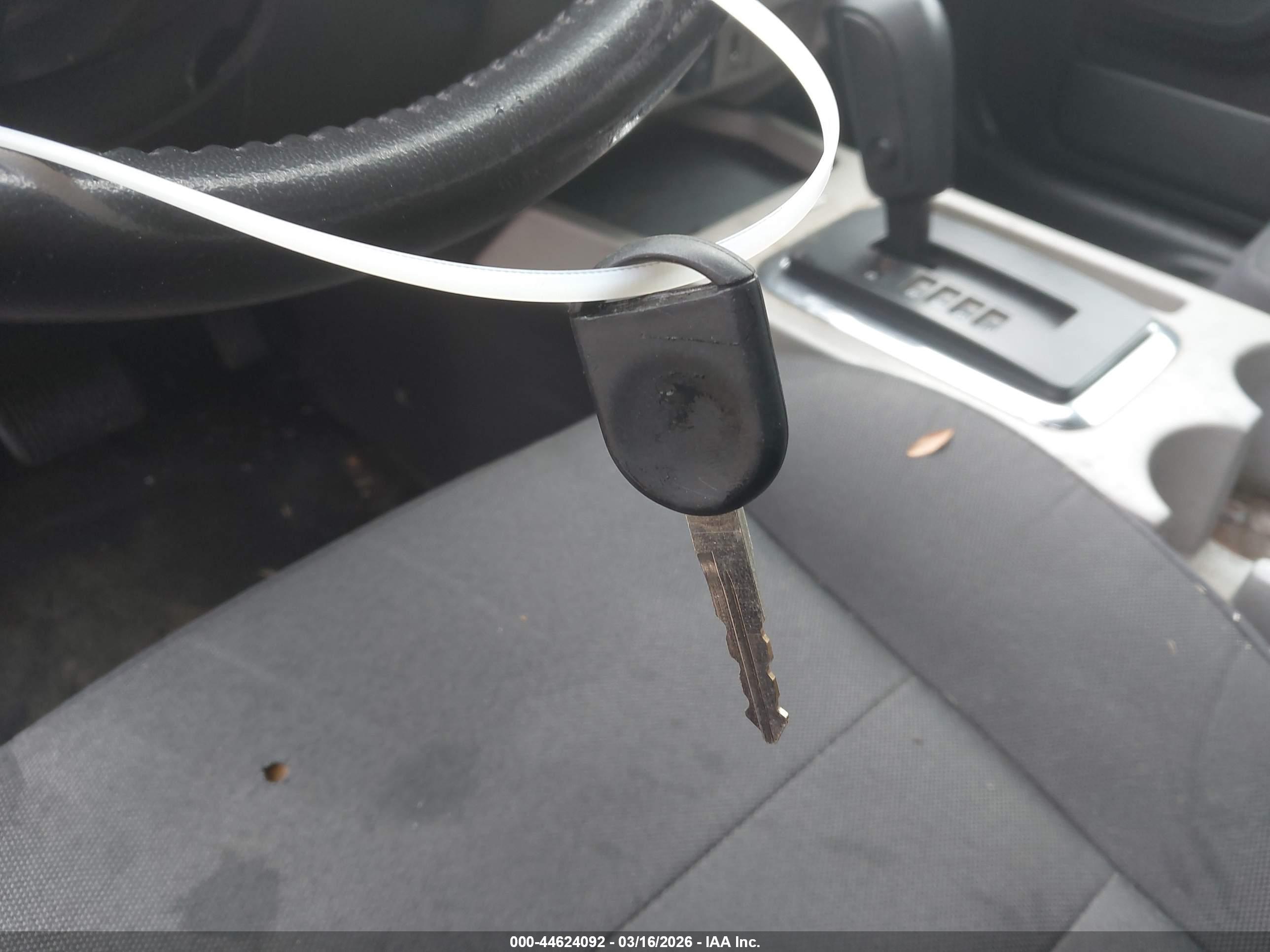 FORD ESCAPE image 11